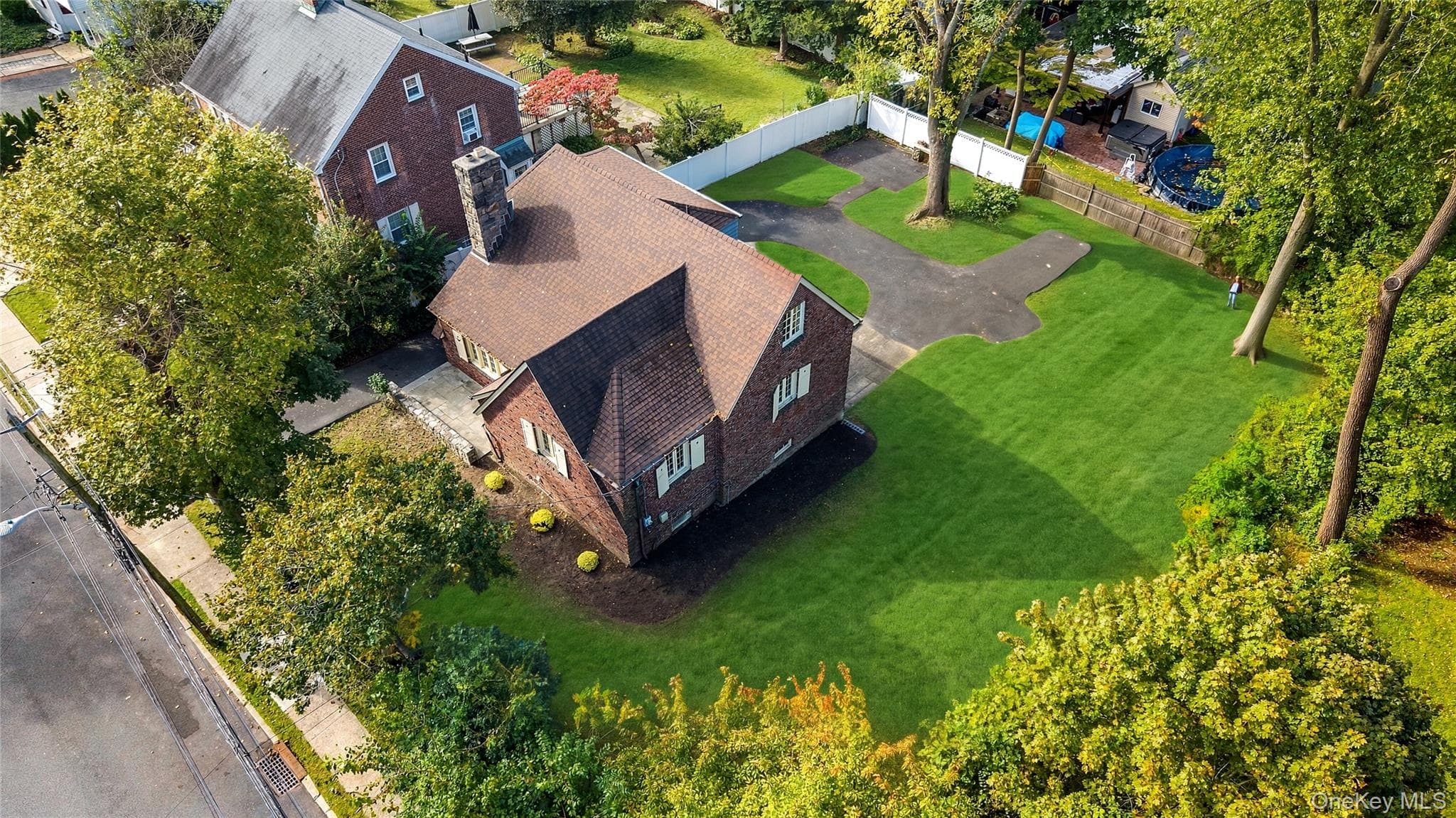 131 Westminster Drive thumbnail 37