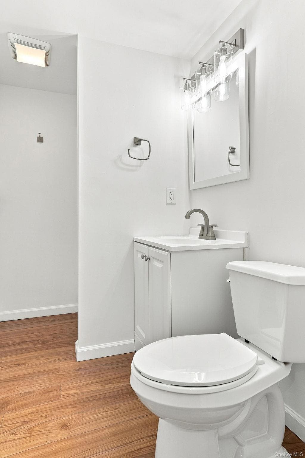 32 Red Oaks Mill Road thumbnail 23