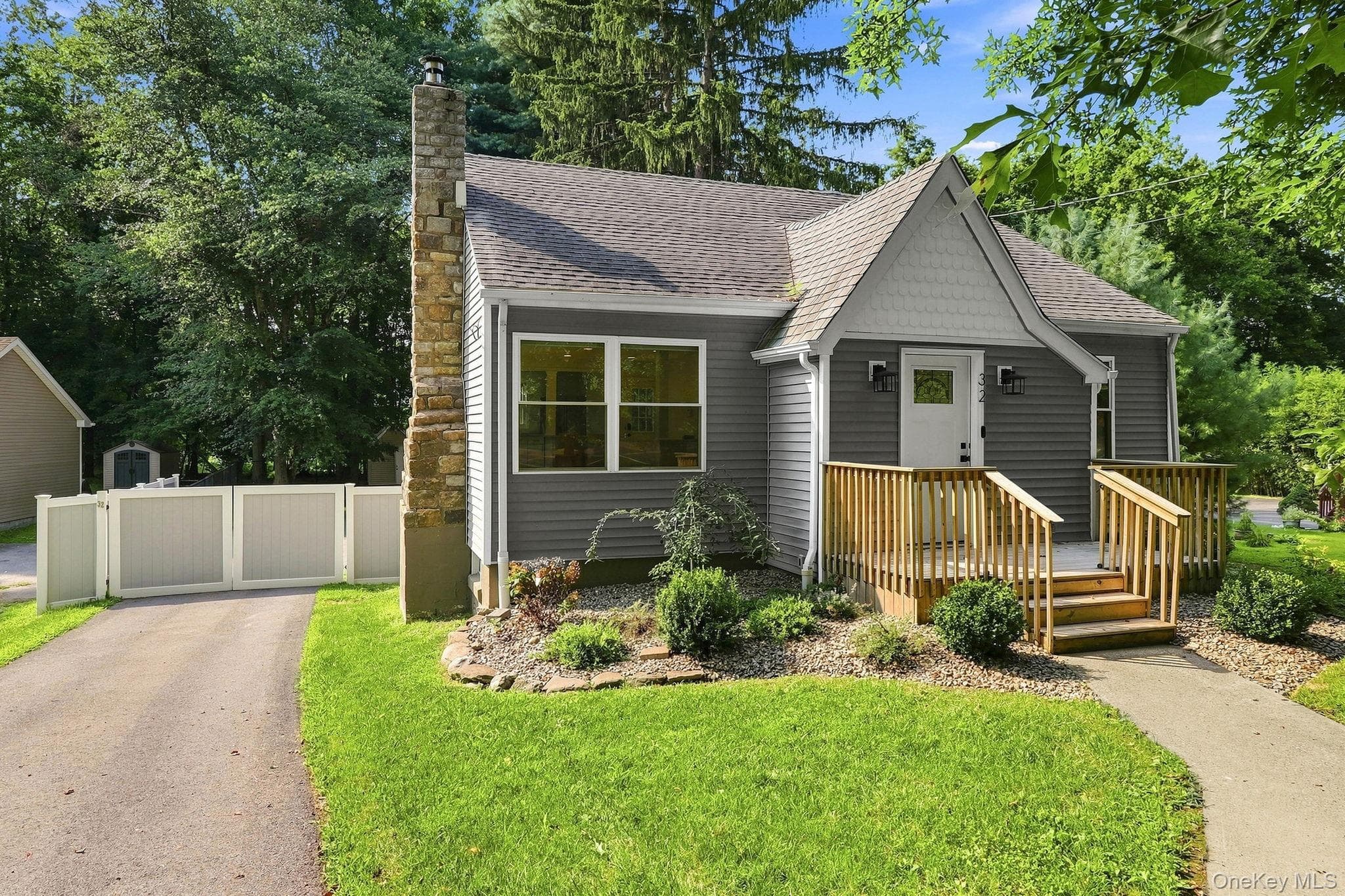 32 Red Oaks Mill Road, Poughkeepsie