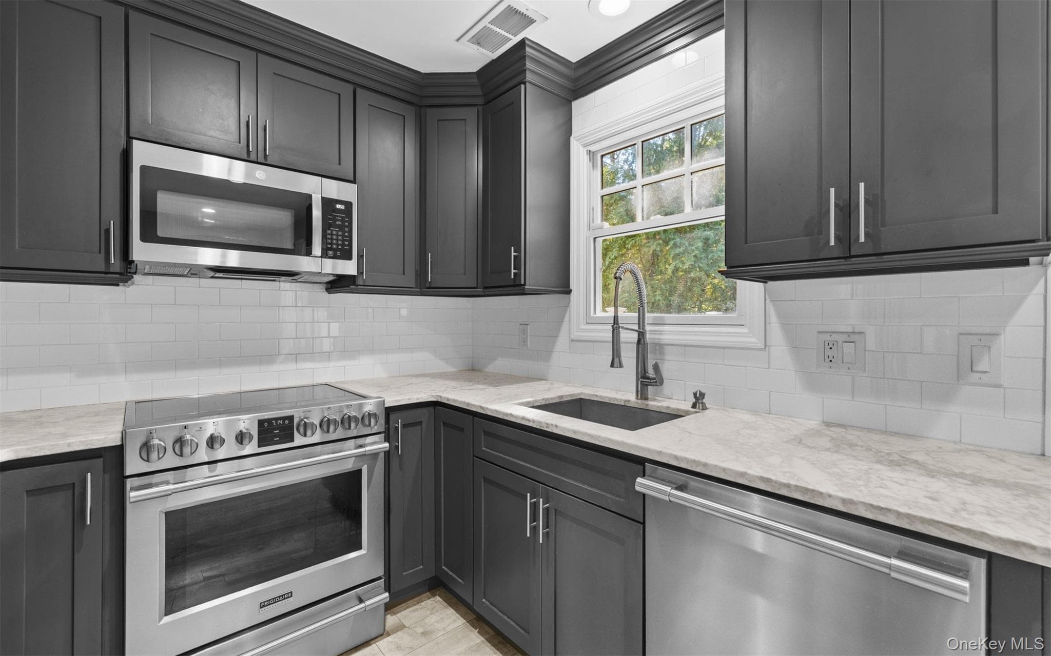 14 Taylor Commons Unit: 14 thumbnail 5