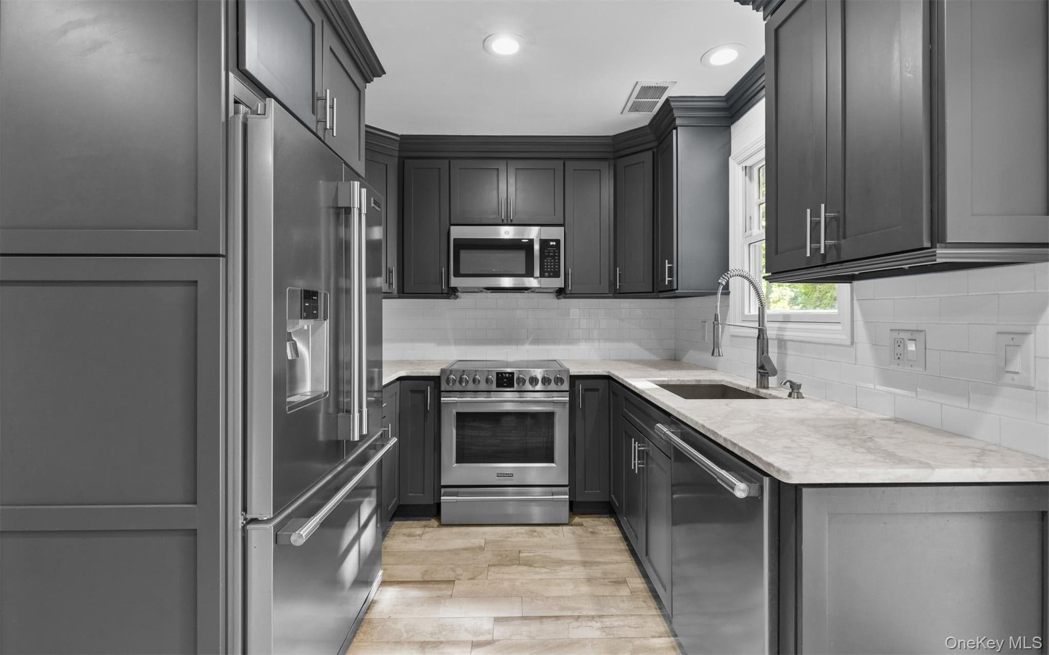 14 Taylor Commons Unit: 14 thumbnail 4