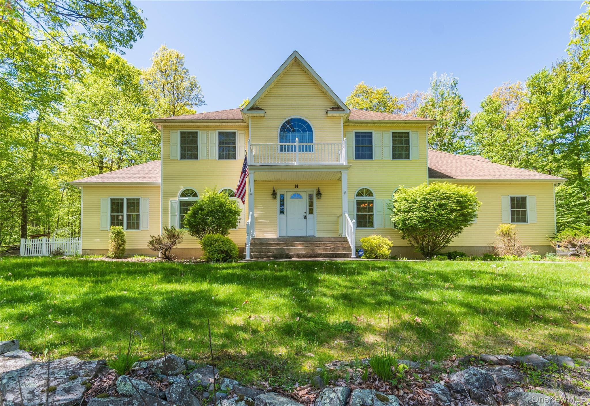 14 Glen Rock Circle, Highland
