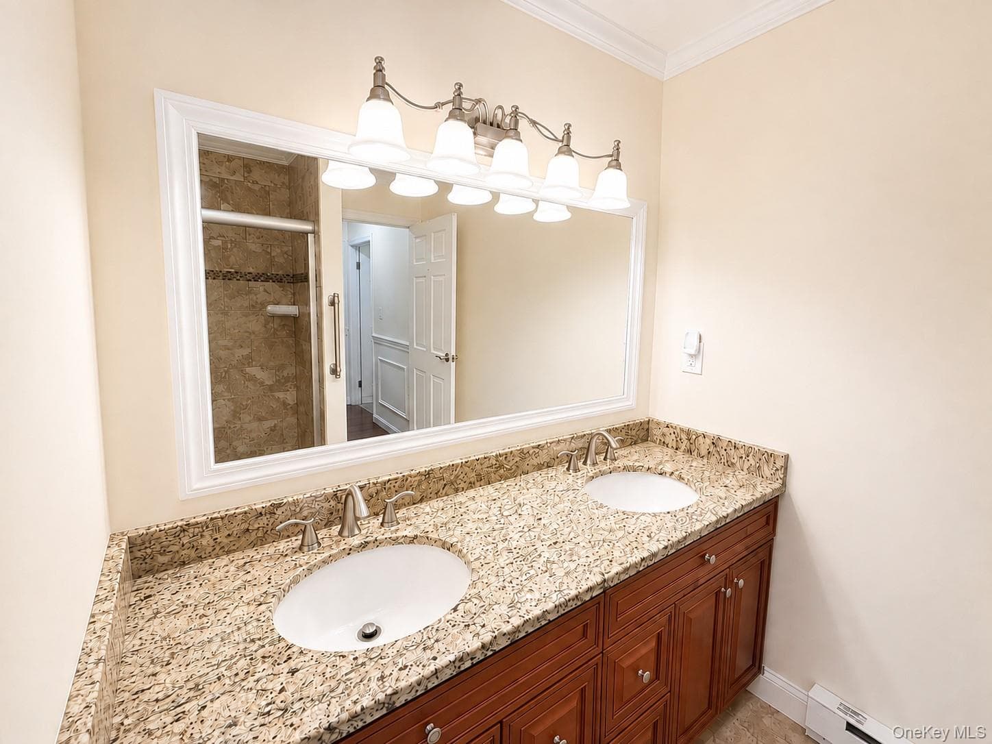 463 B Oldham Court thumbnail 15