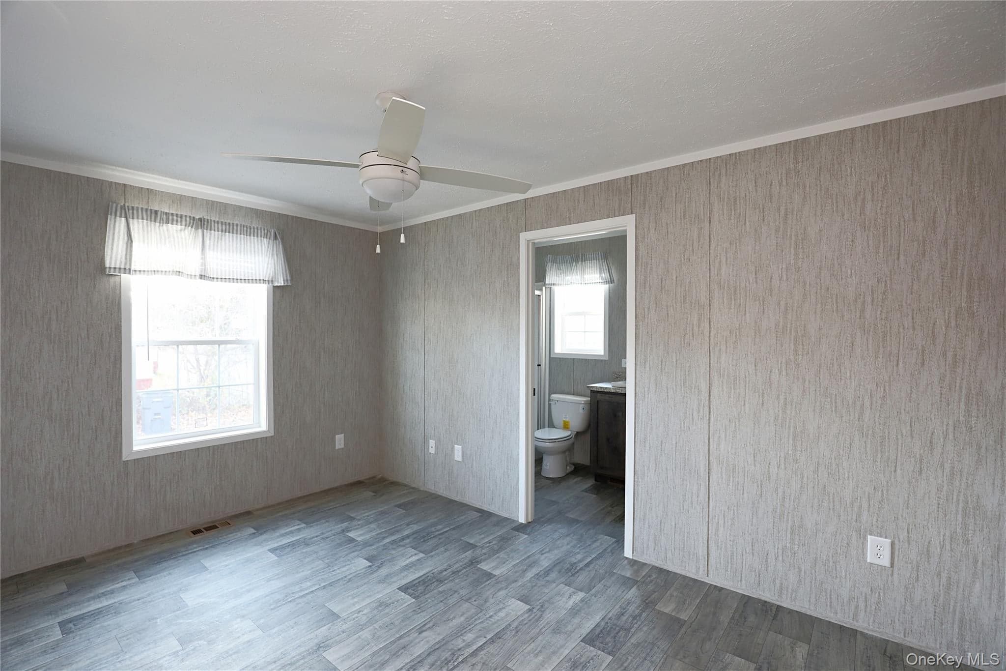 414 Joslen Boulevard Unit: 1 thumbnail 7