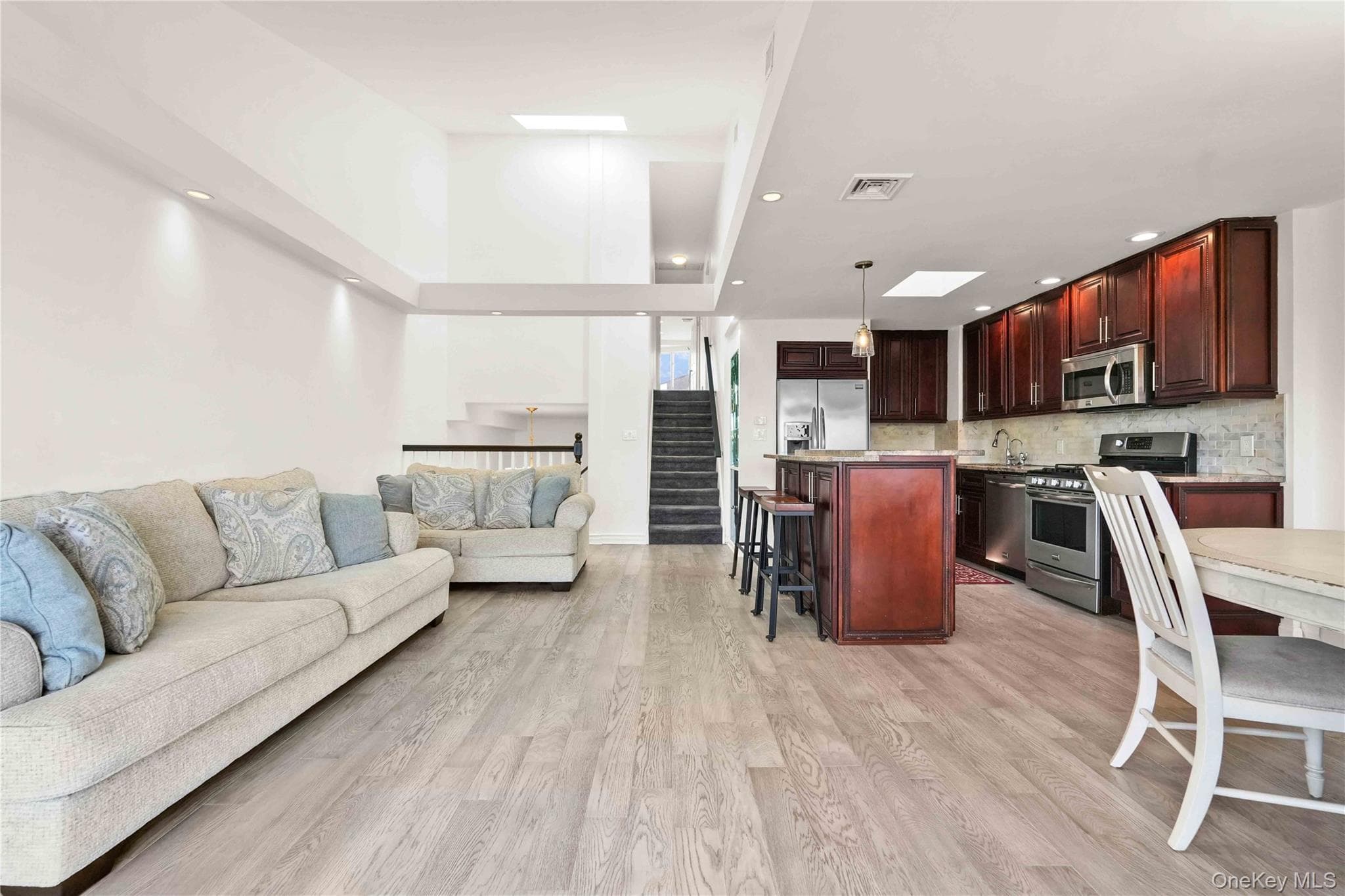 120-09 Riviera Court Unit: 10B thumbnail 11