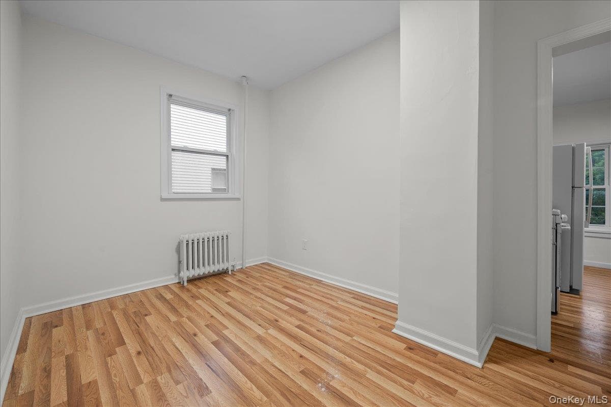 114-116 Ferris Avenue thumbnail 13
