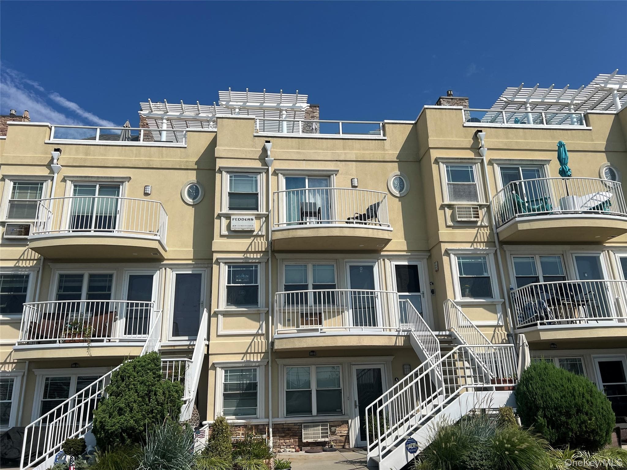 10008 Shore Front Parkway Unit: 20A thumbnail 3