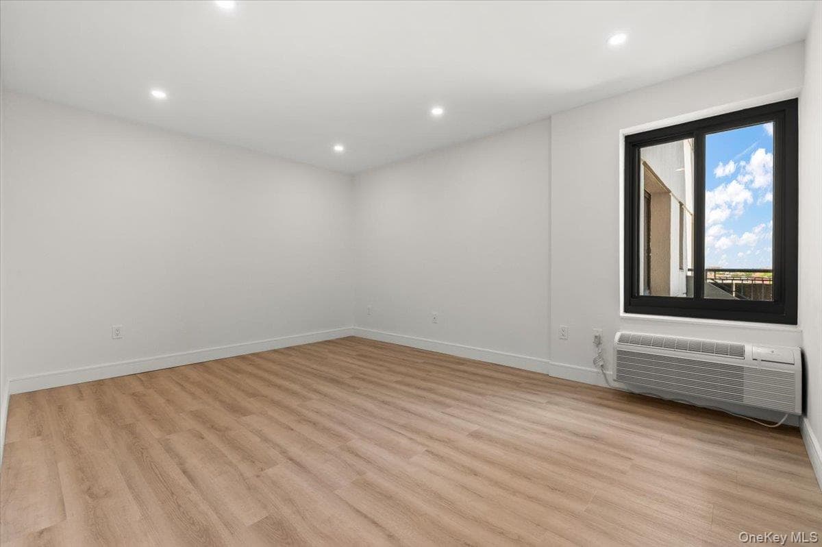 100 Broadway Unit: 4T thumbnail 21