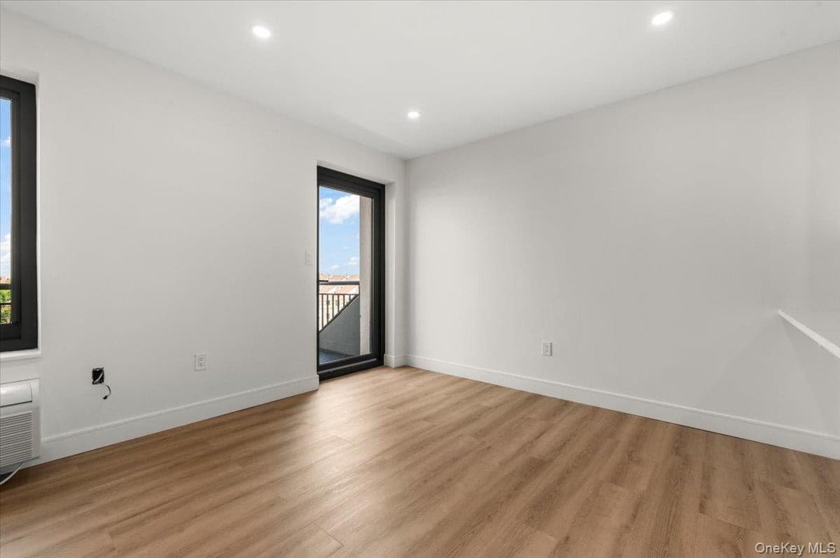 100 Broadway Unit: 4T thumbnail 12