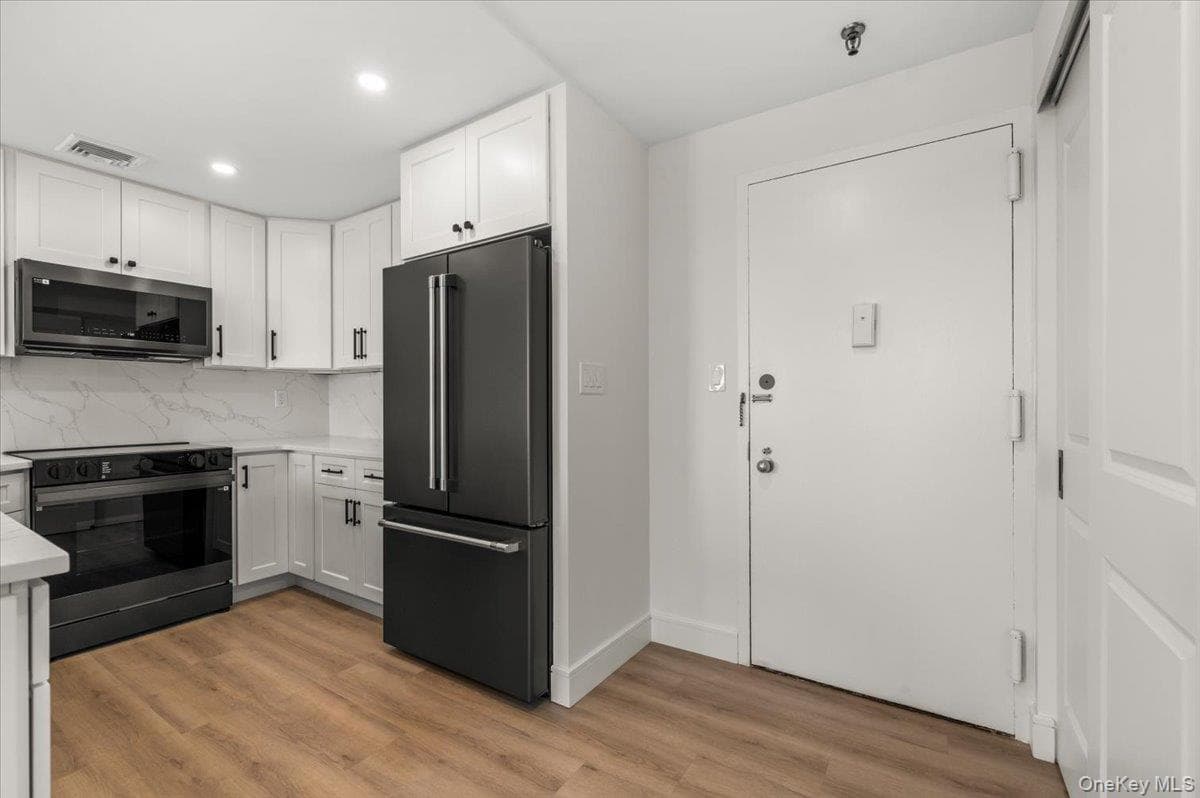 100 Broadway Unit: 4T thumbnail 4