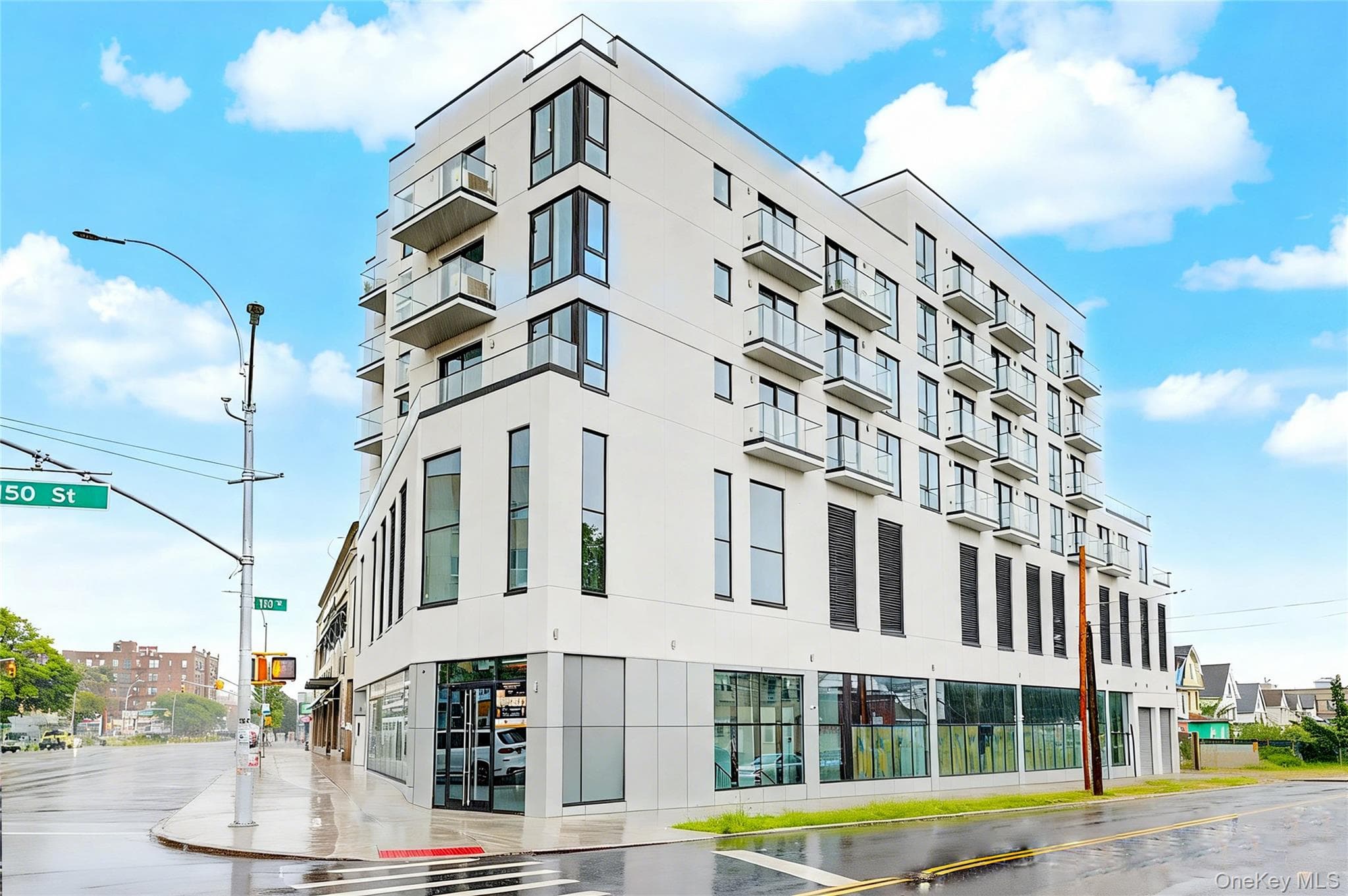 150-02 Northern Boulevard Unit: 3F thumbnail 2