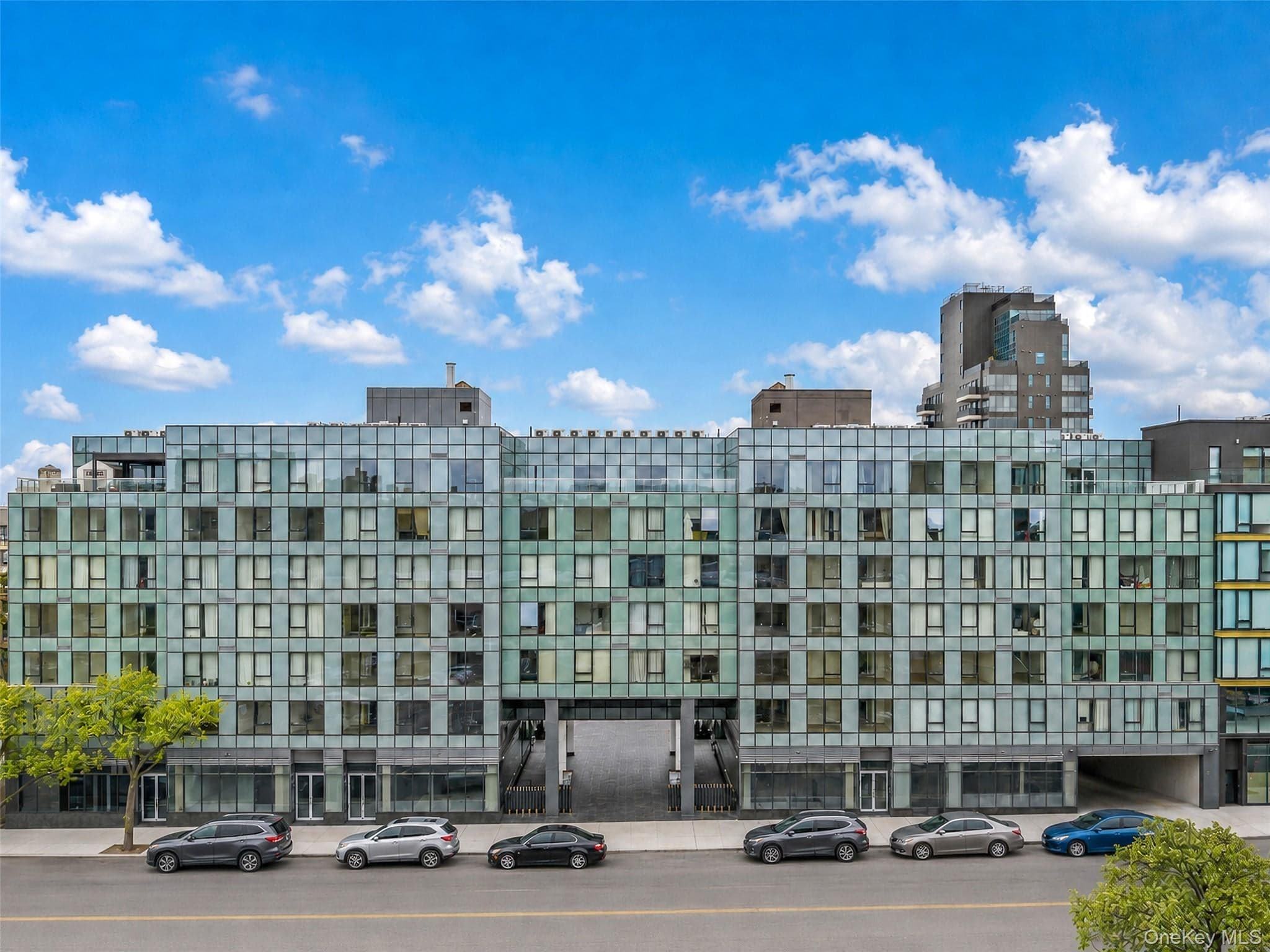14449 Northern Boulevard Unit: 608 photo 1