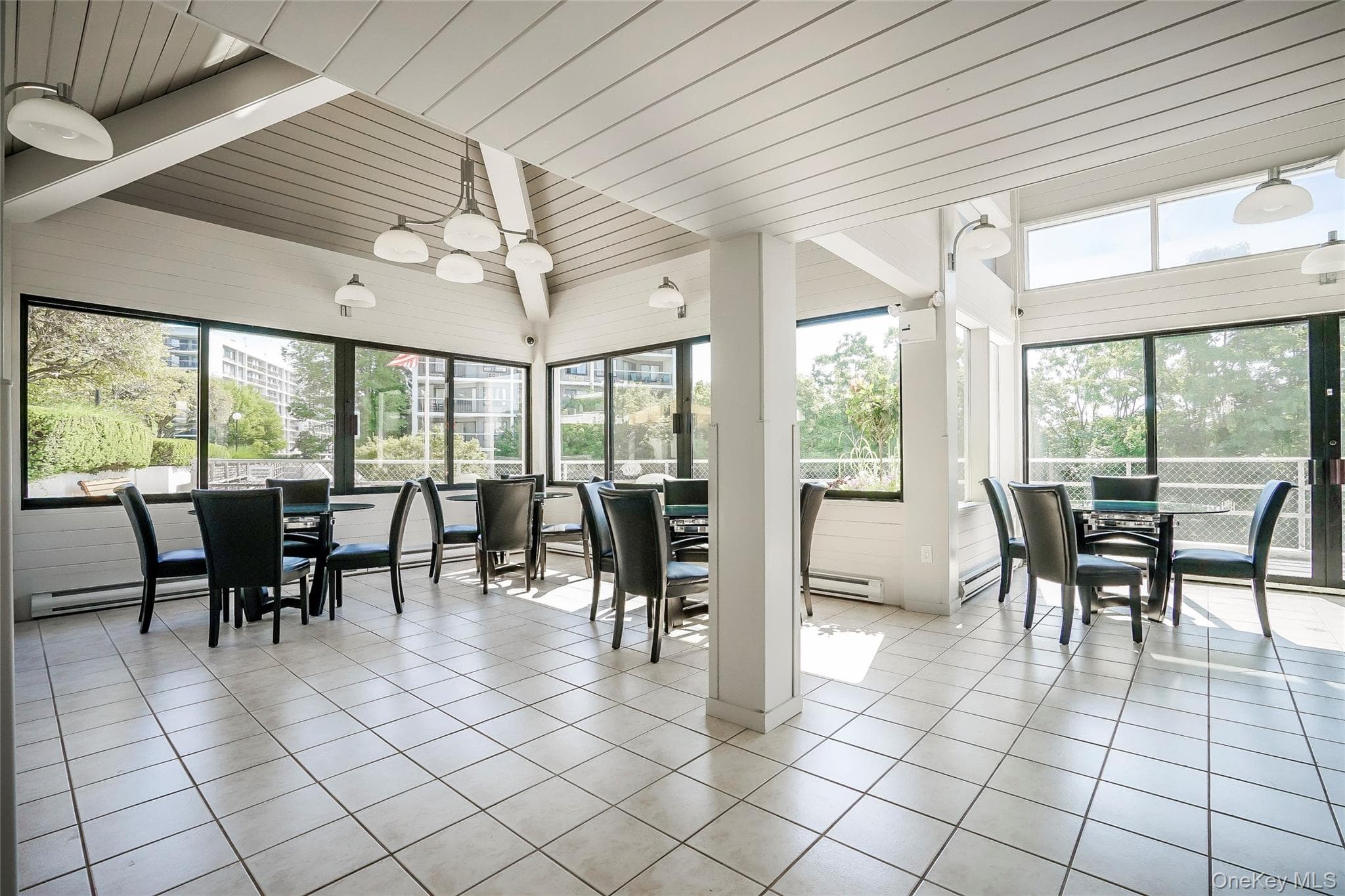 500 High Point Drive Unit: 403 thumbnail 34