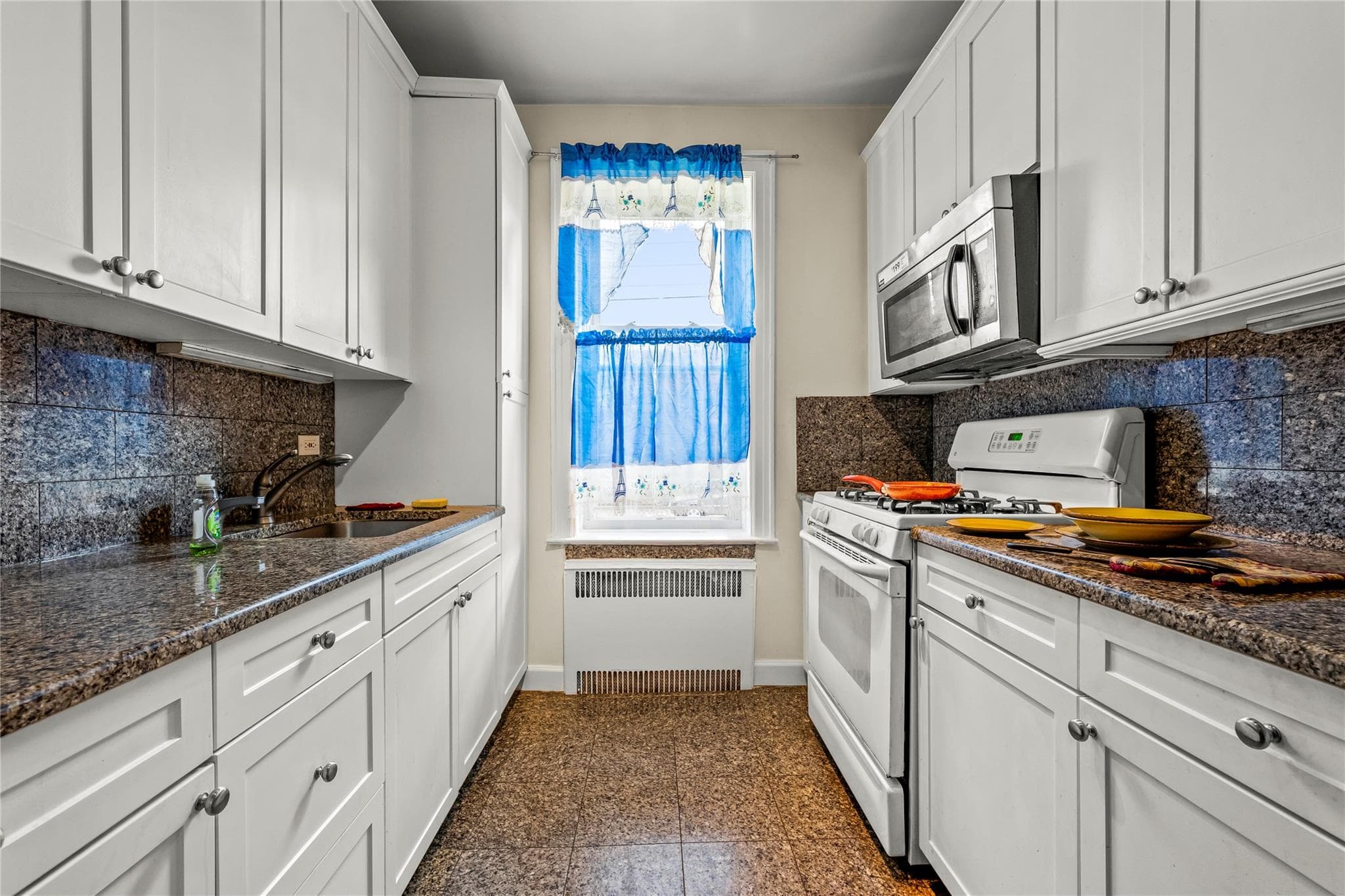 1681 Brooklyn Avenue thumbnail 18