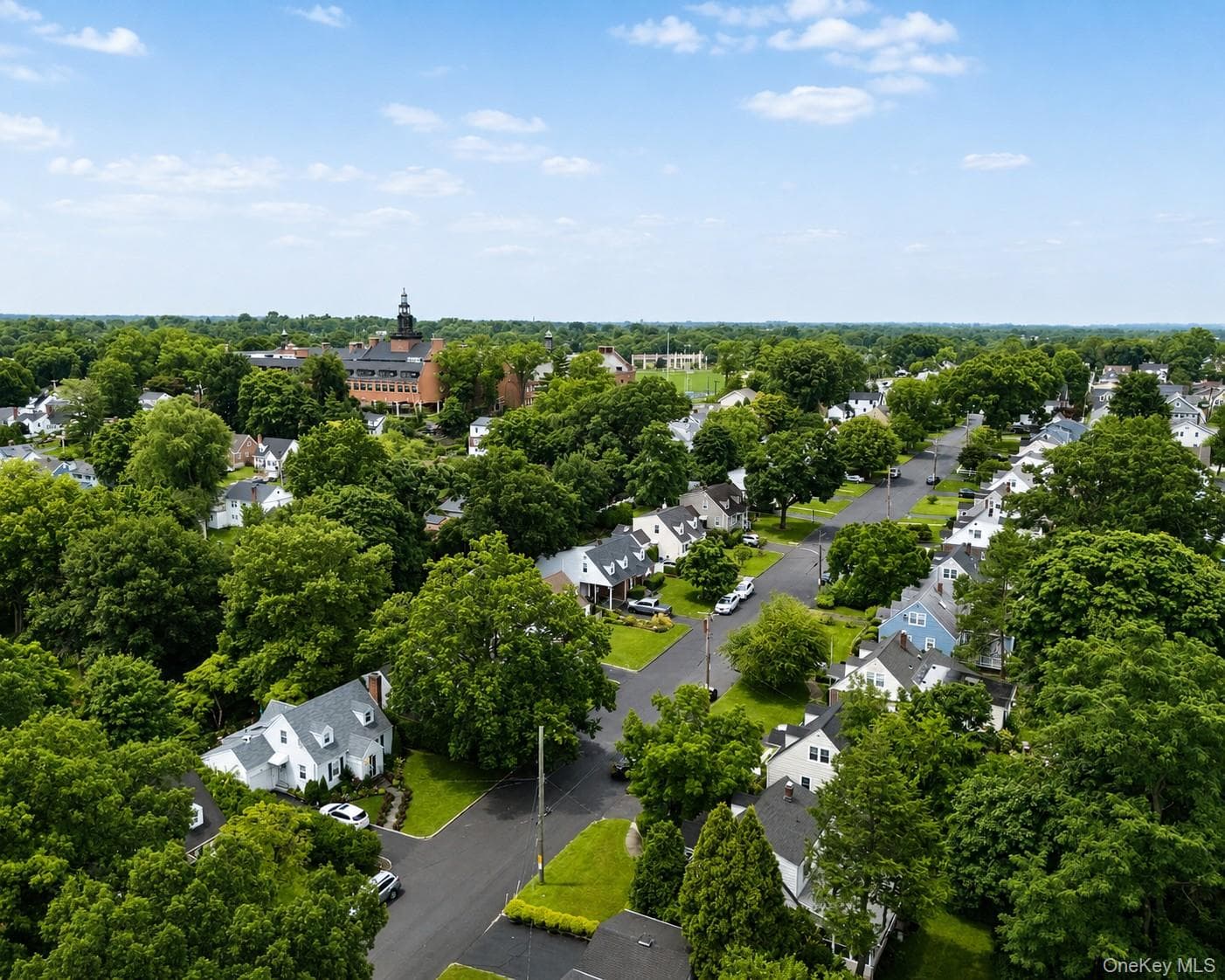 24 Maywood Avenue thumbnail 3