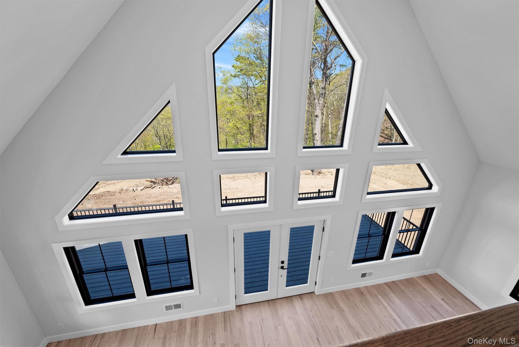 98 Fox Hill Road thumbnail 22