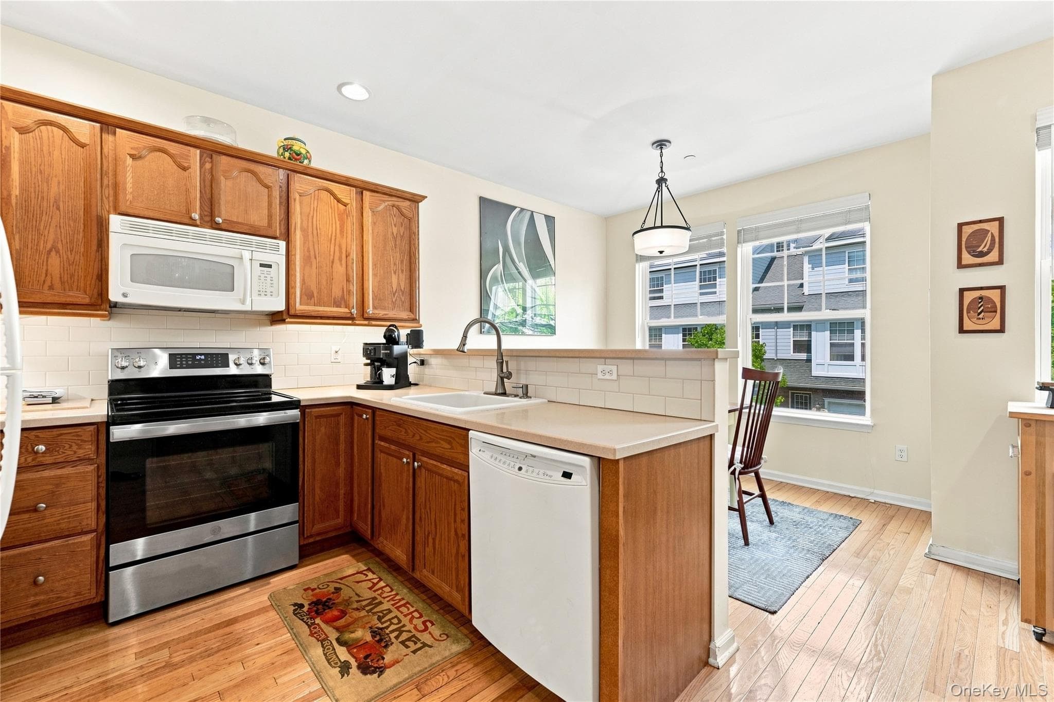 308 Bridgeview Drive thumbnail 16