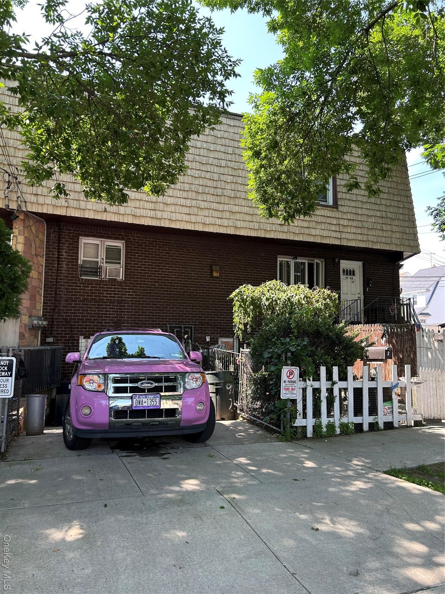 9704 Pitkin Avenue photo 1