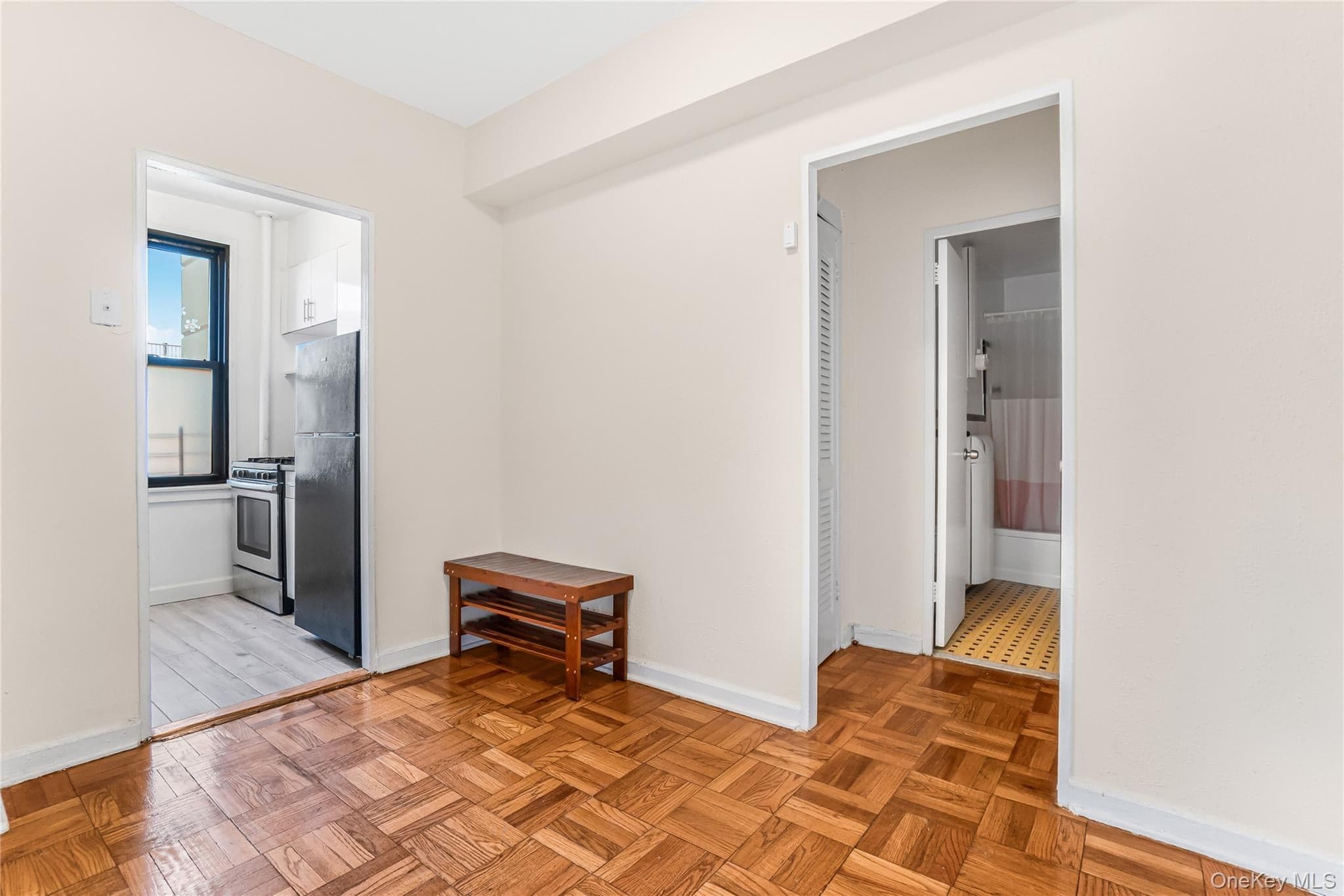 9841 64 Road Unit: 7D thumbnail 9
