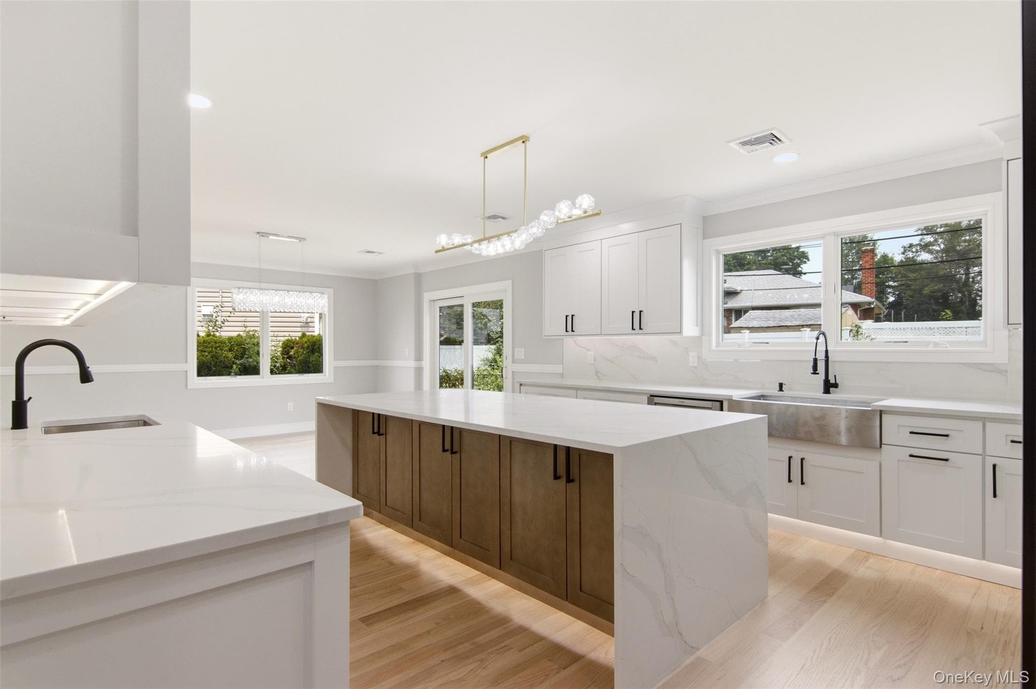 31 Underhill Avenue thumbnail 16