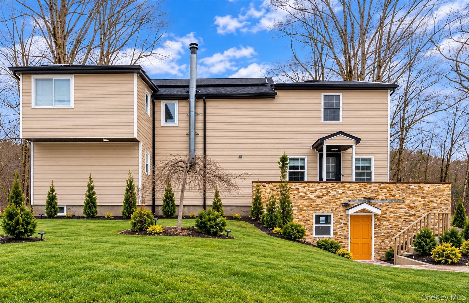 24 Johnsontown Road, Sloatsburg