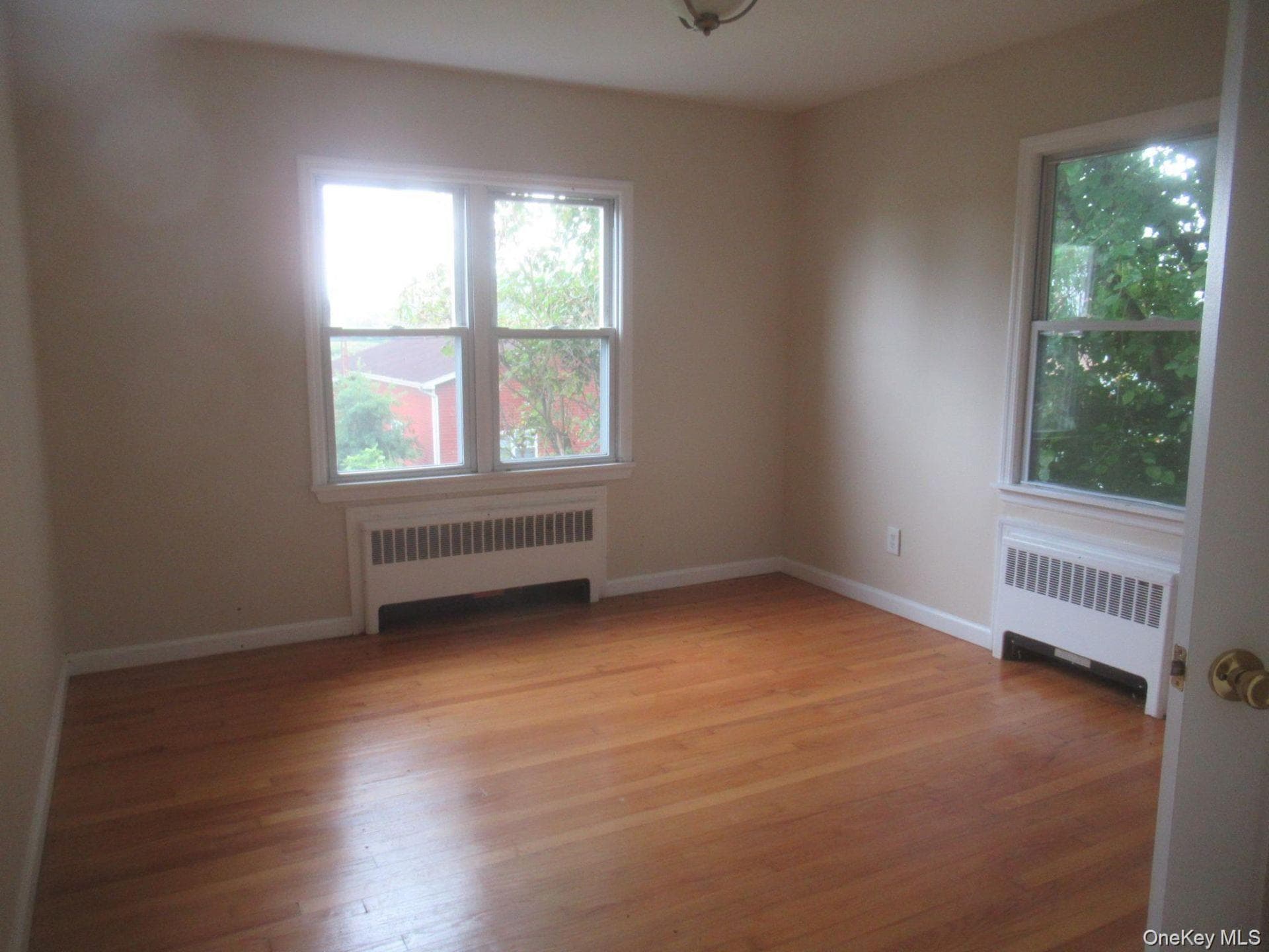 33 Meadow Avenue thumbnail 7