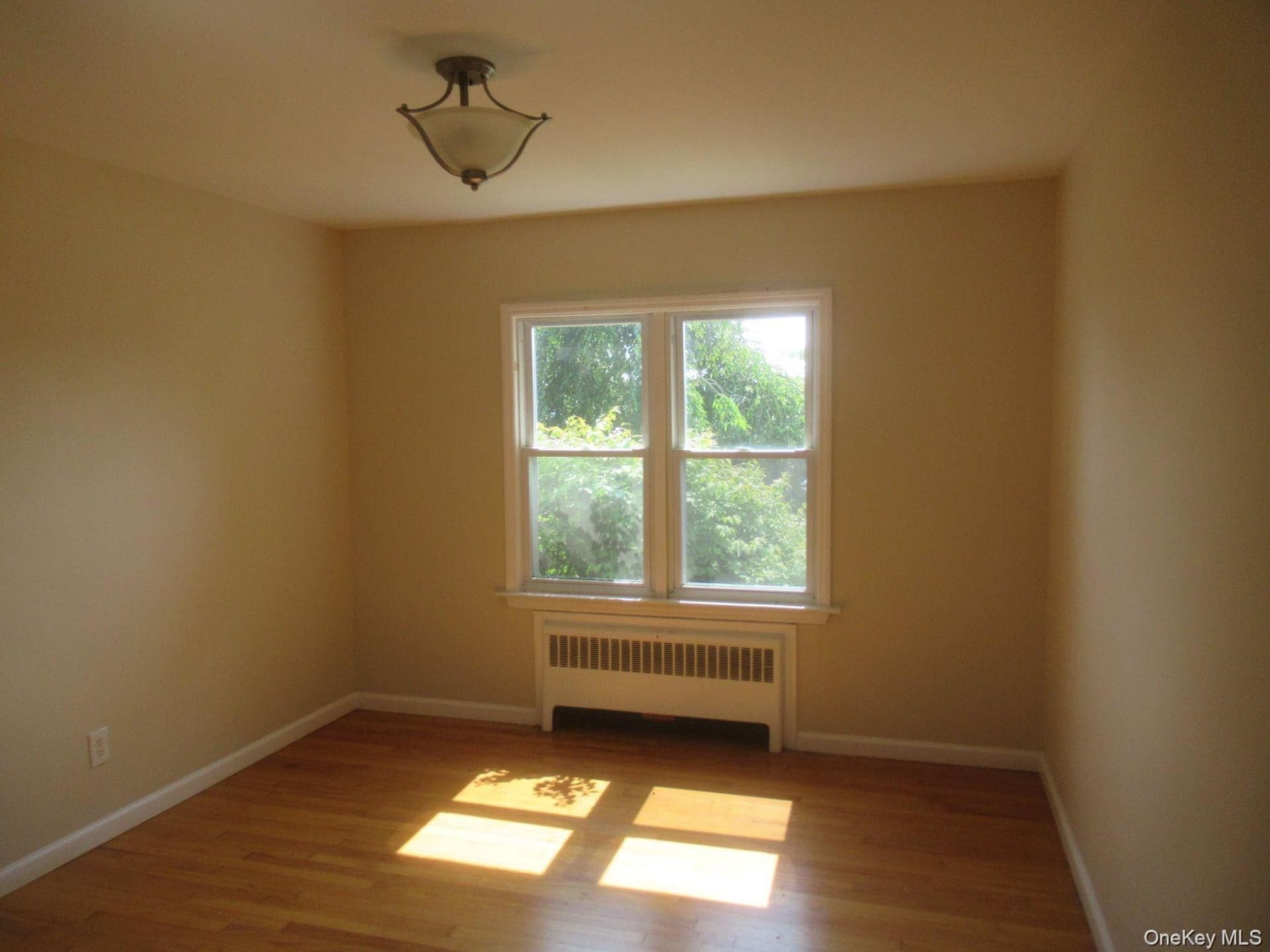 33 Meadow Avenue thumbnail 21
