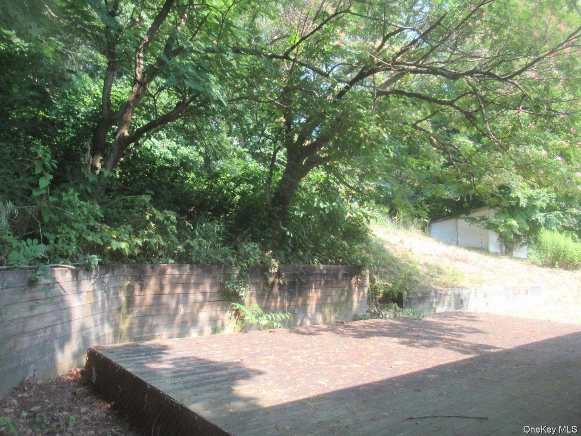 33 Meadow Avenue thumbnail 10