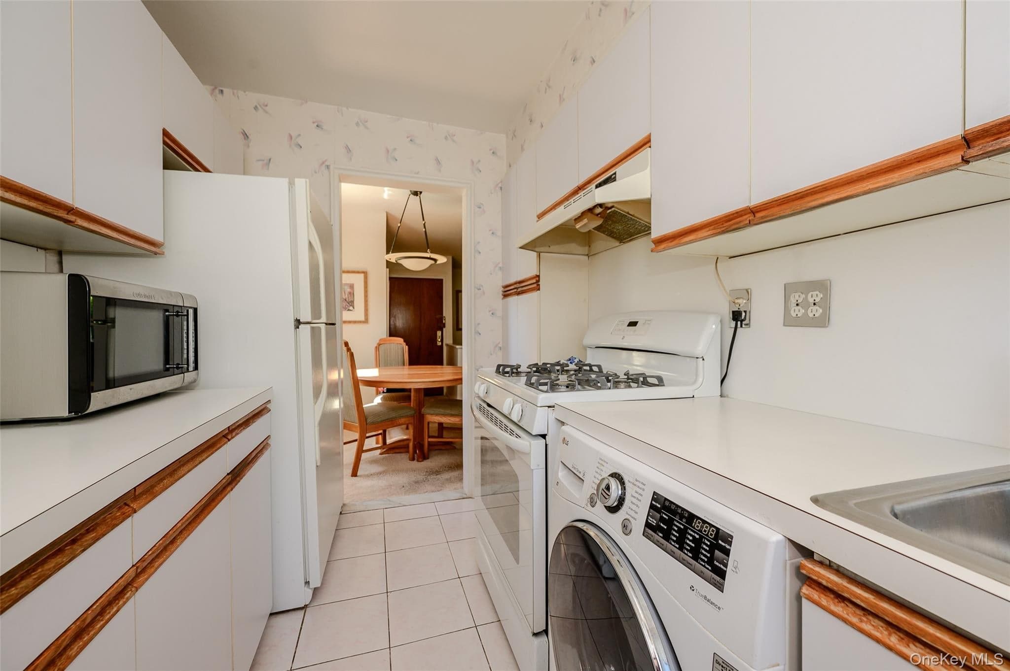 18-11 212 Street St Unit: 101 thumbnail 9