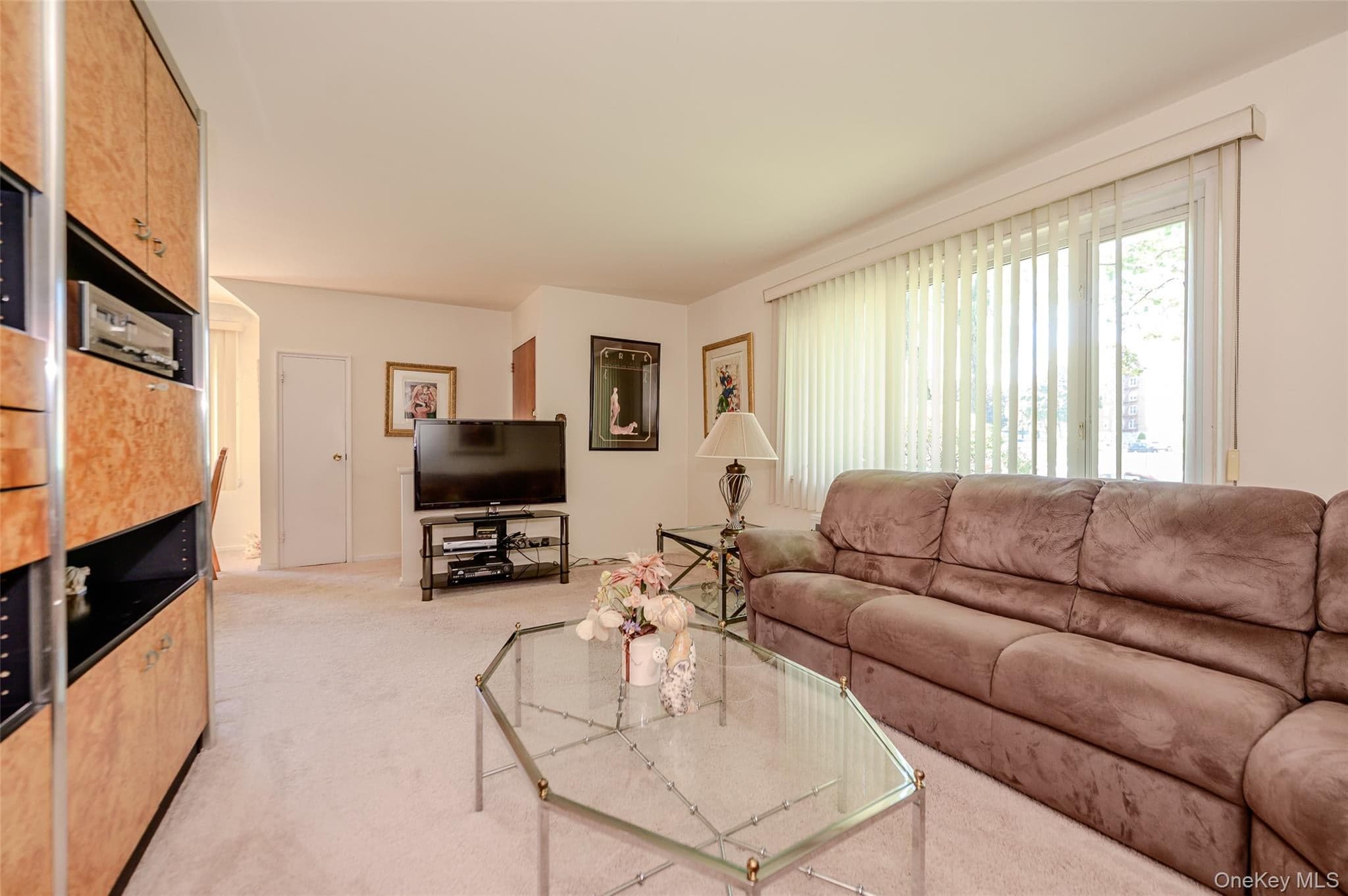 18-11 212 Street St Unit: 101 thumbnail 4