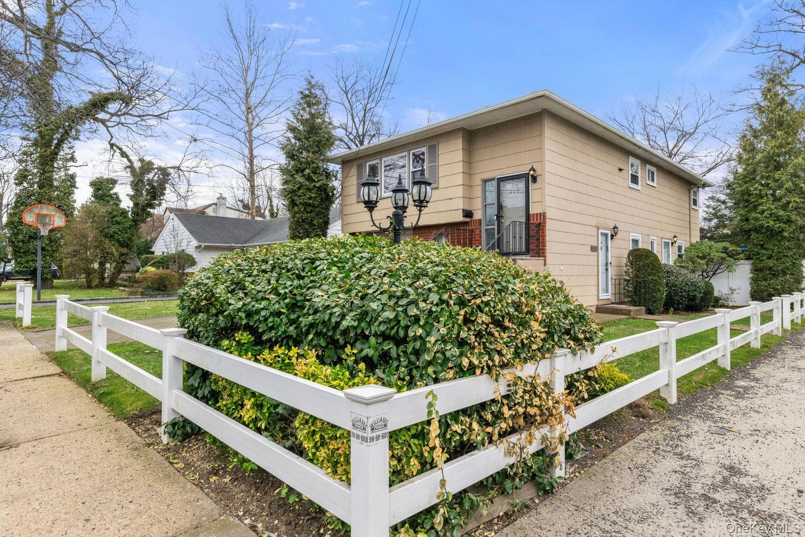 409 Barnard Avenue thumbnail 3