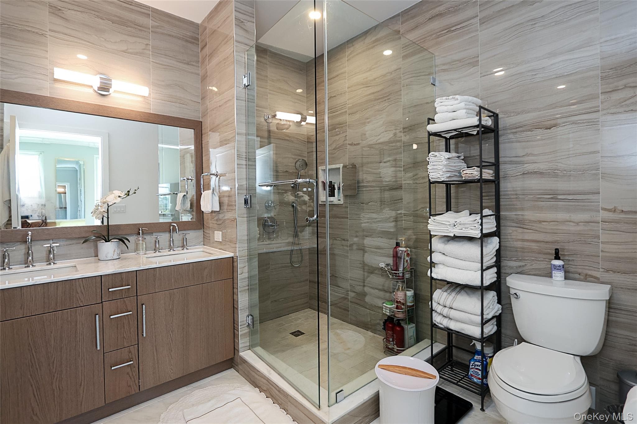100 Garvies Point Road Unit: 1131 thumbnail 20