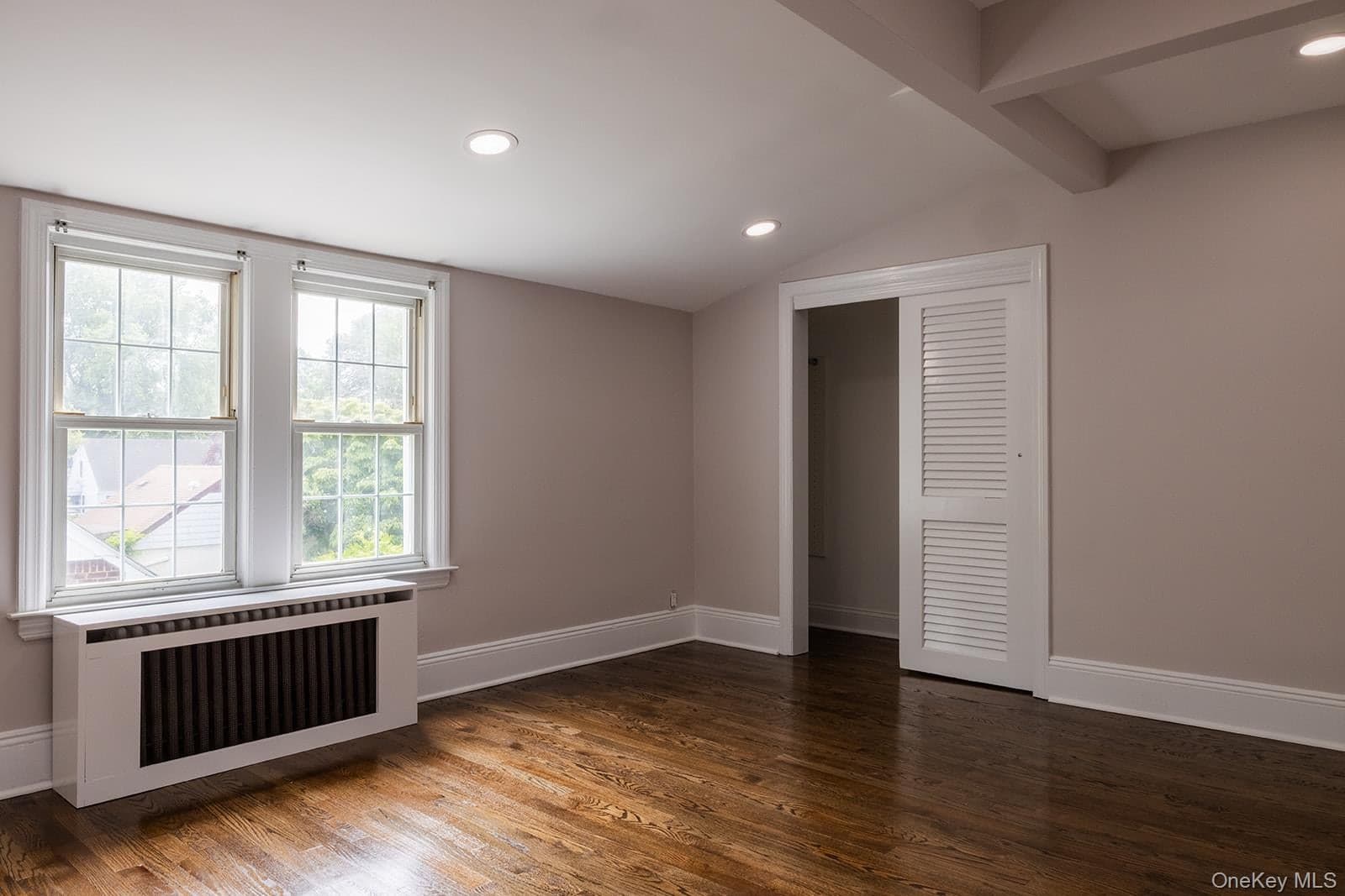 478 Carnation Avenue thumbnail 19