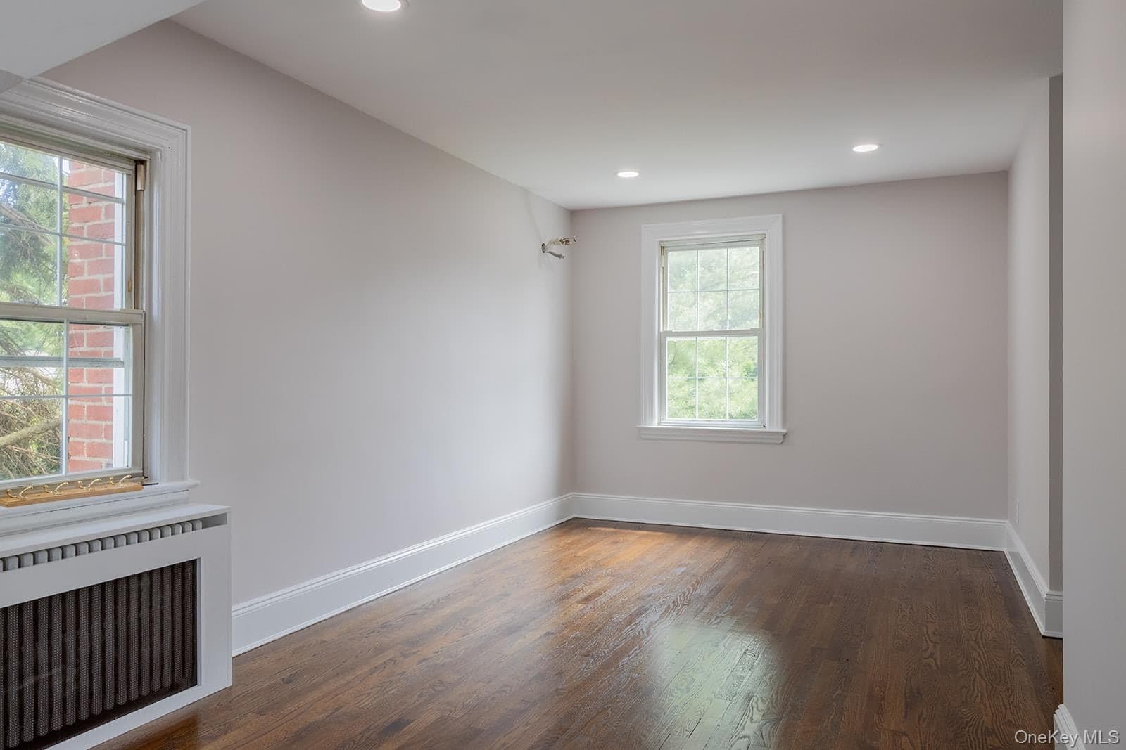 478 Carnation Avenue thumbnail 18