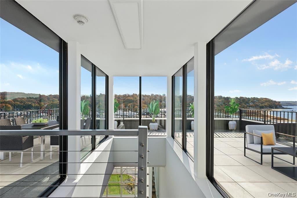 100 Garvies Point Road Unit: 1304 thumbnail 7