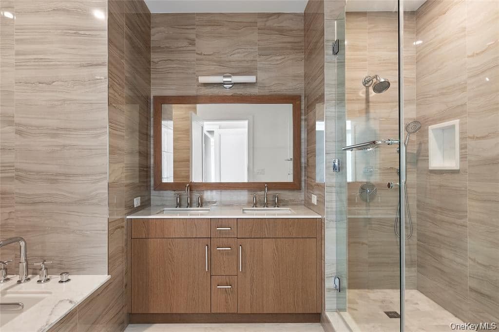 100 Garvies Point Road Unit: 1304 thumbnail 13