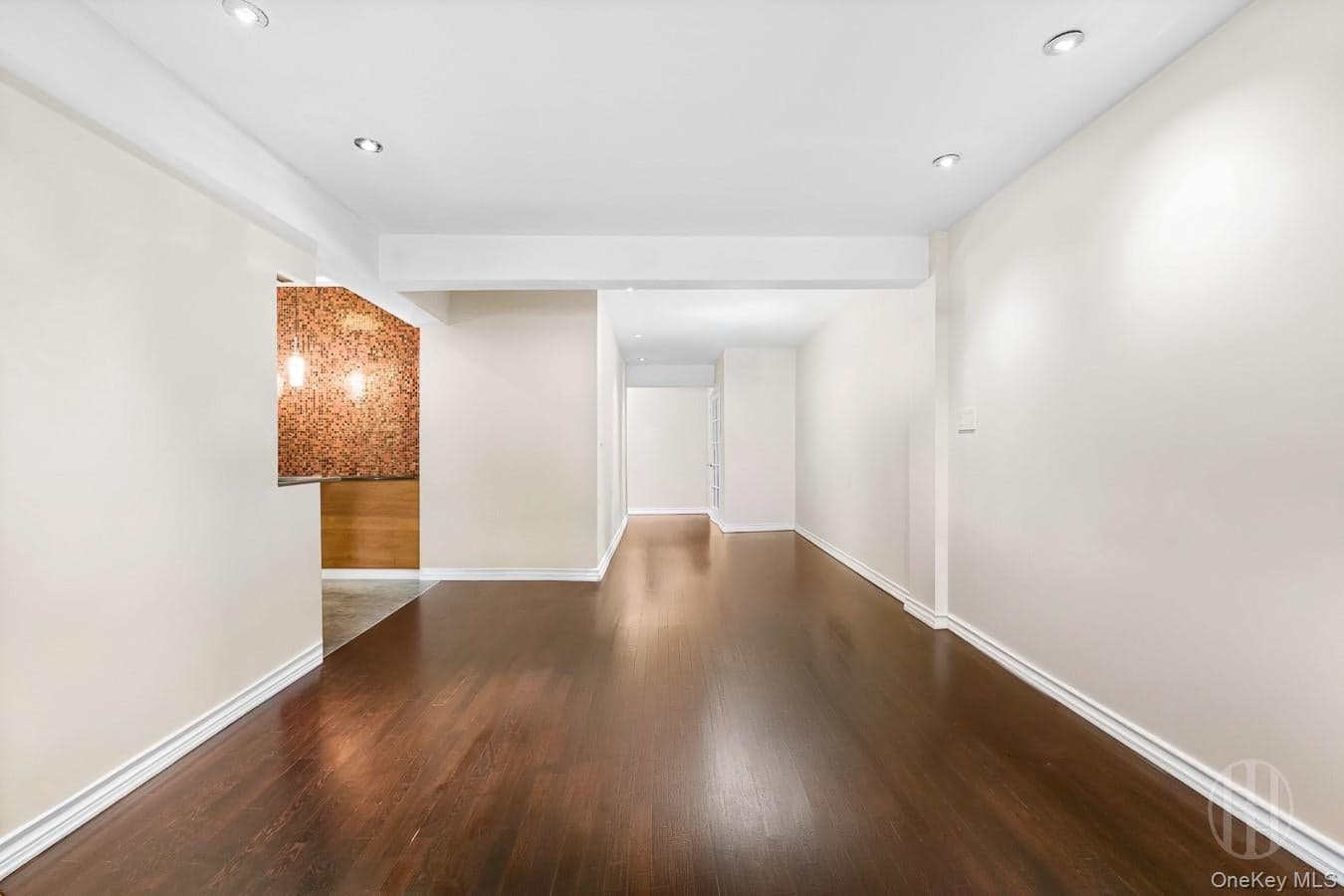 54 East 8th Street ST Unit: 3J thumbnail 7