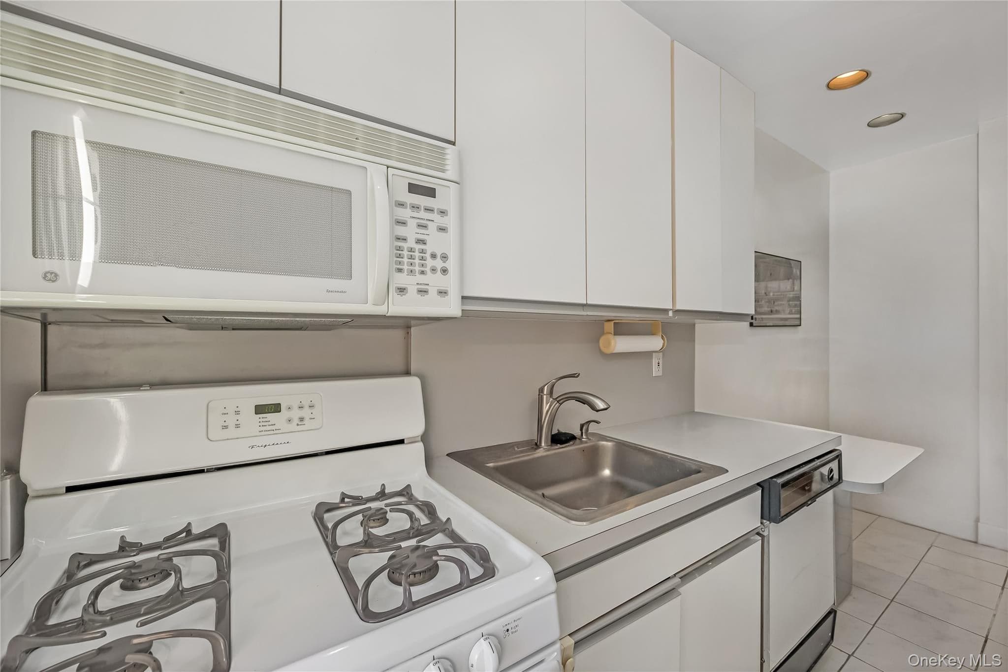 68-37 108 Street Unit: 6L thumbnail 5