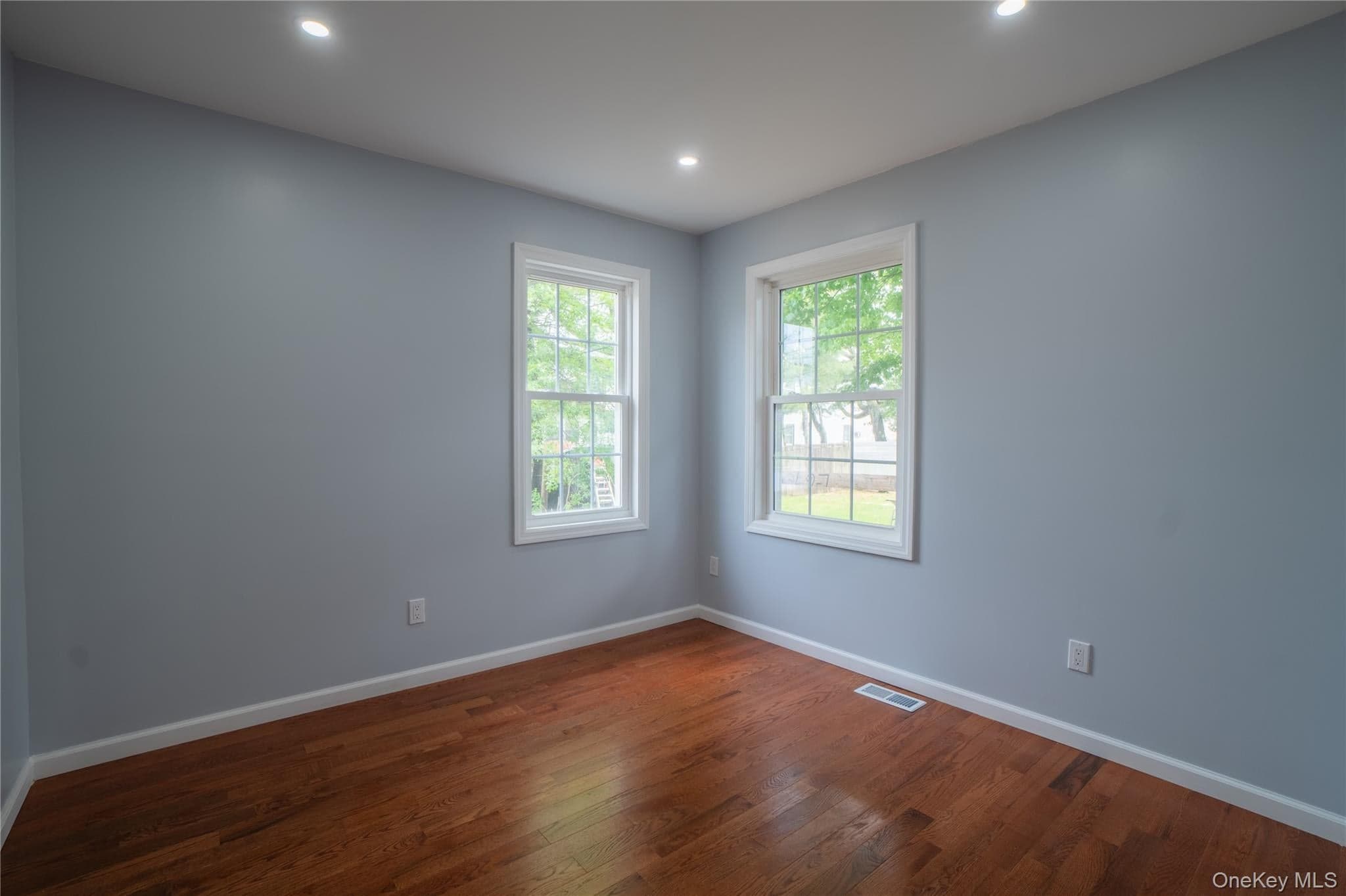 139 Maple Avenue thumbnail 10