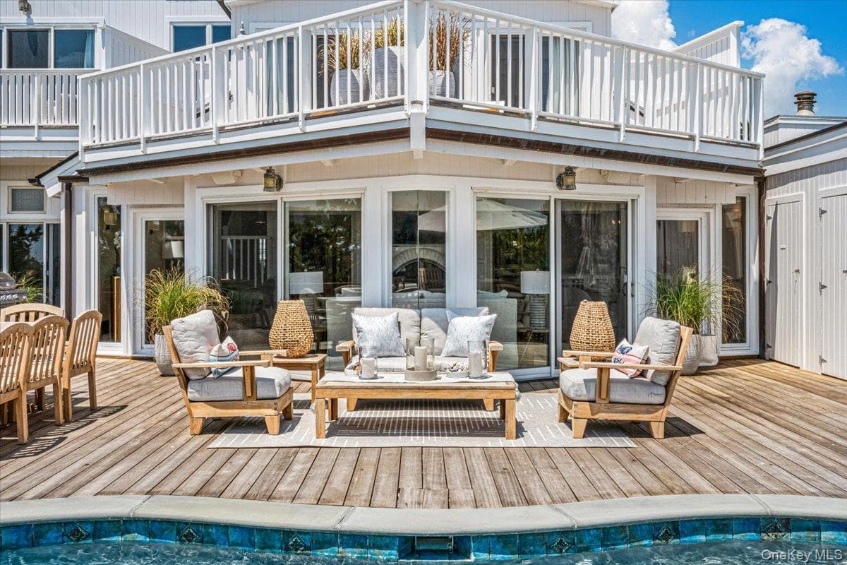 291 Dune Road thumbnail 40