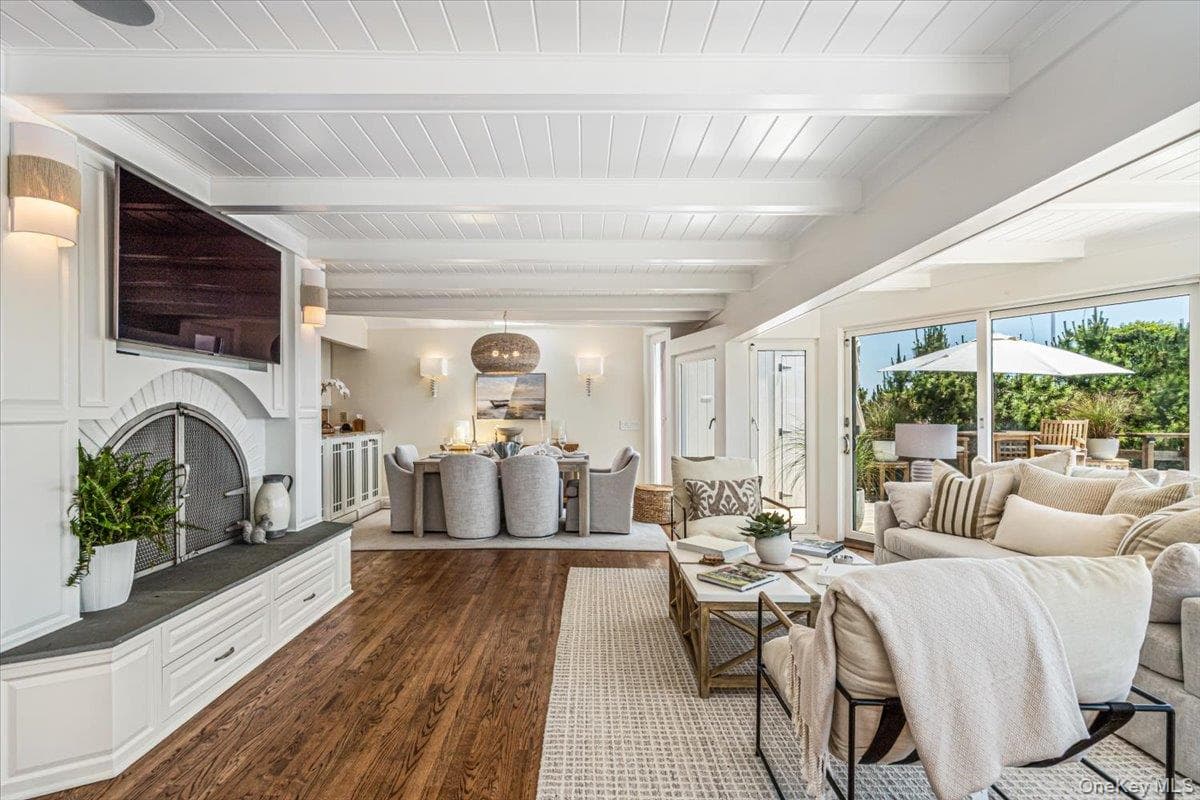 291 Dune Road thumbnail 14