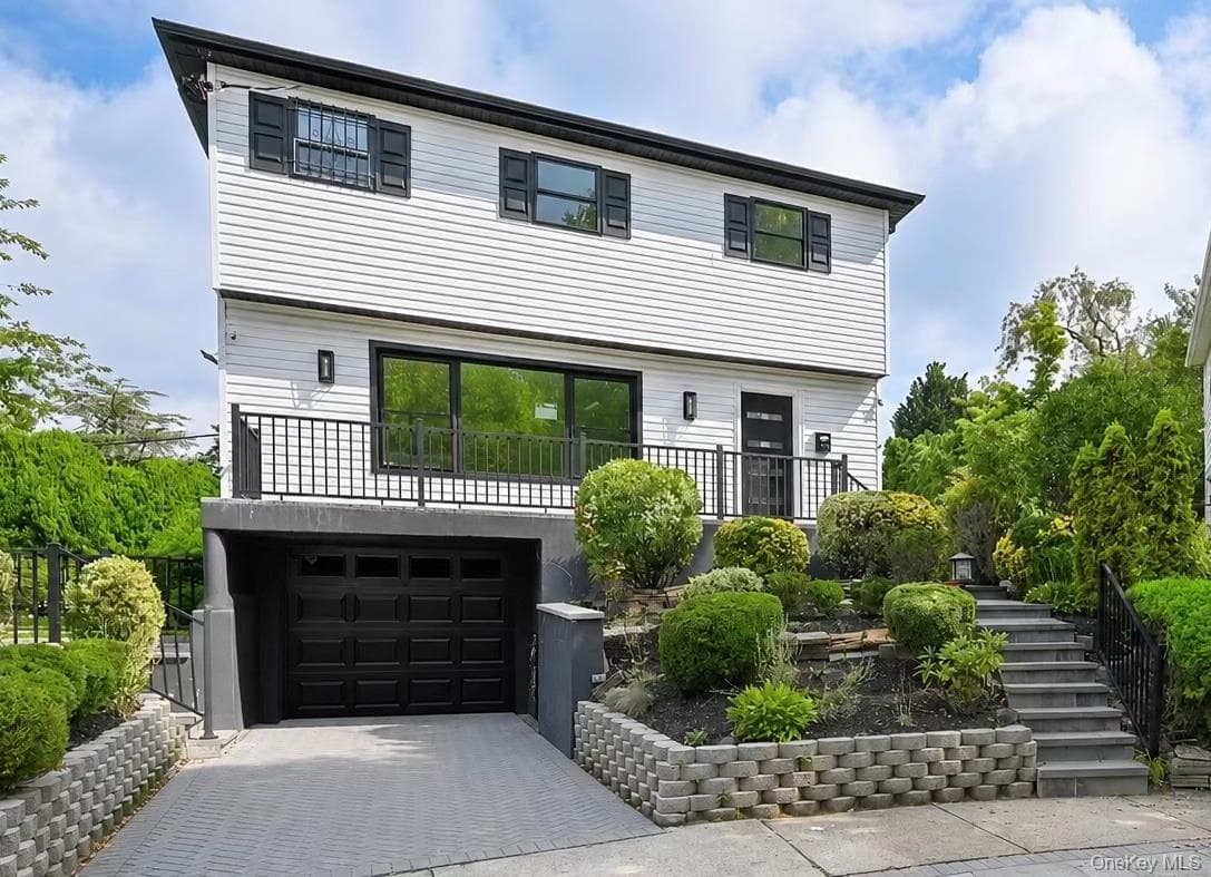 13-15 143rd Street, Flushing