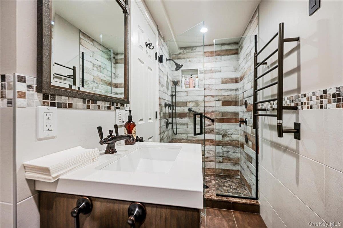 115 Cedar Avenue thumbnail 17