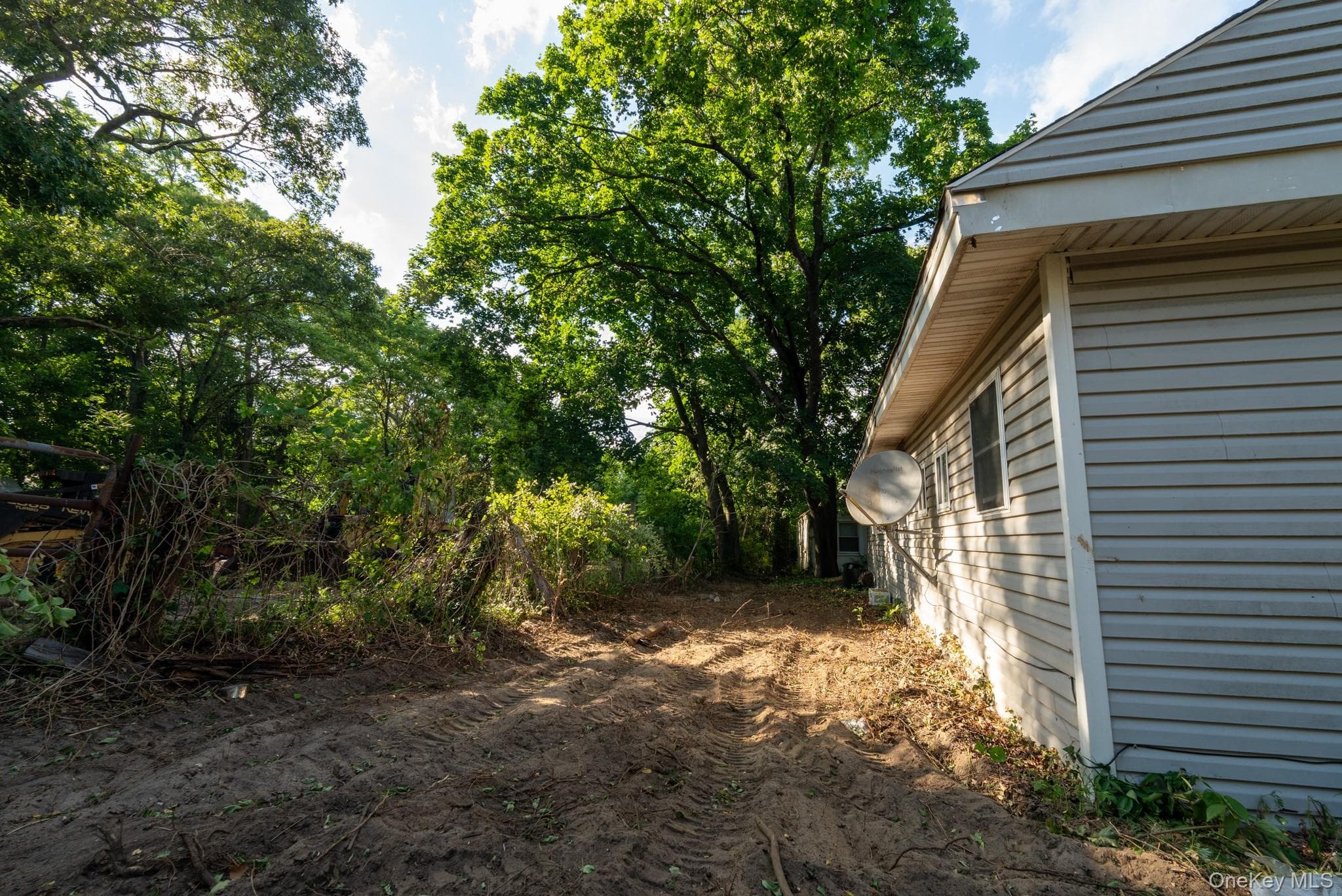 357 Smithtown Boulevard thumbnail 19