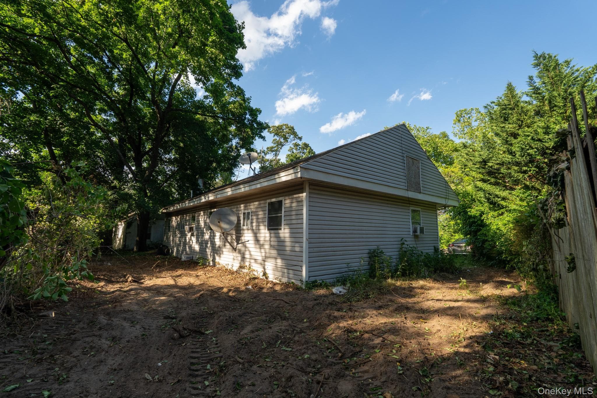 357 Smithtown Boulevard thumbnail 18