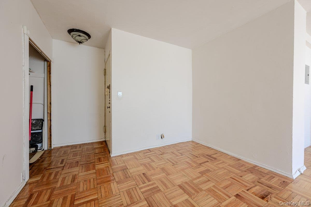 3 Fordham Hill Oval Unit: 5E thumbnail 11