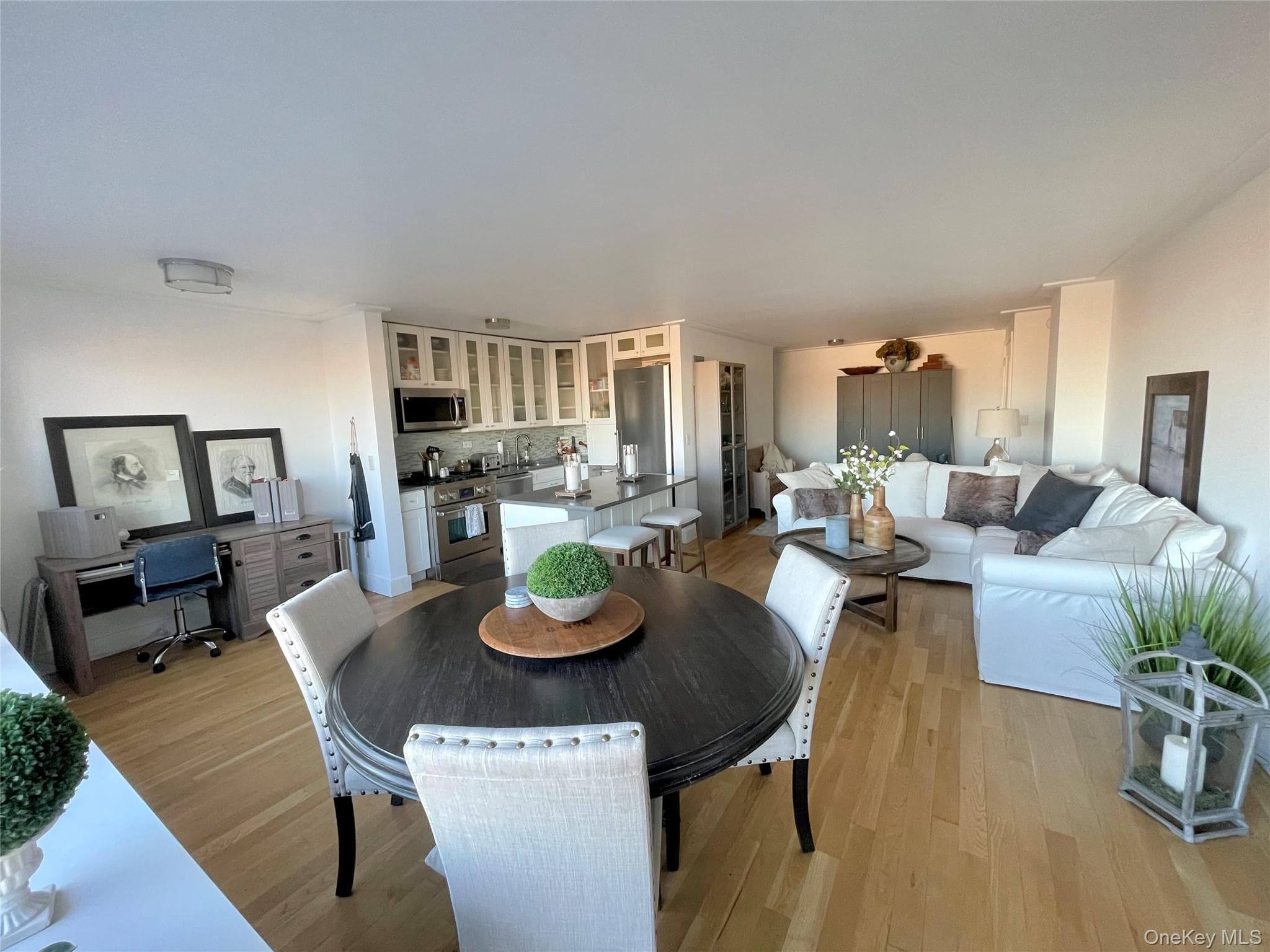 372 Central Park West PARK Unit: 20K, New York (manhattan)