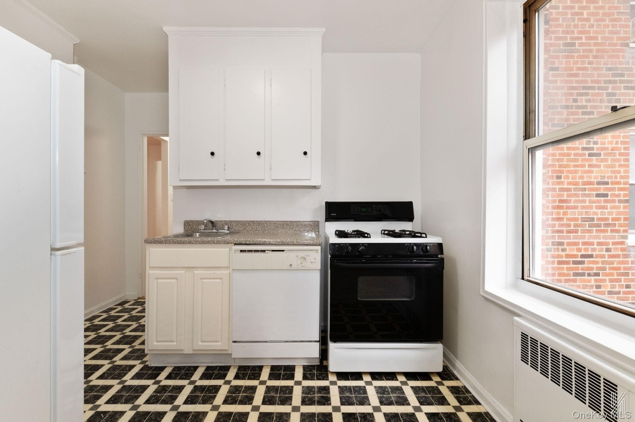 79-10 34th Avenue Unit: 4U thumbnail 14