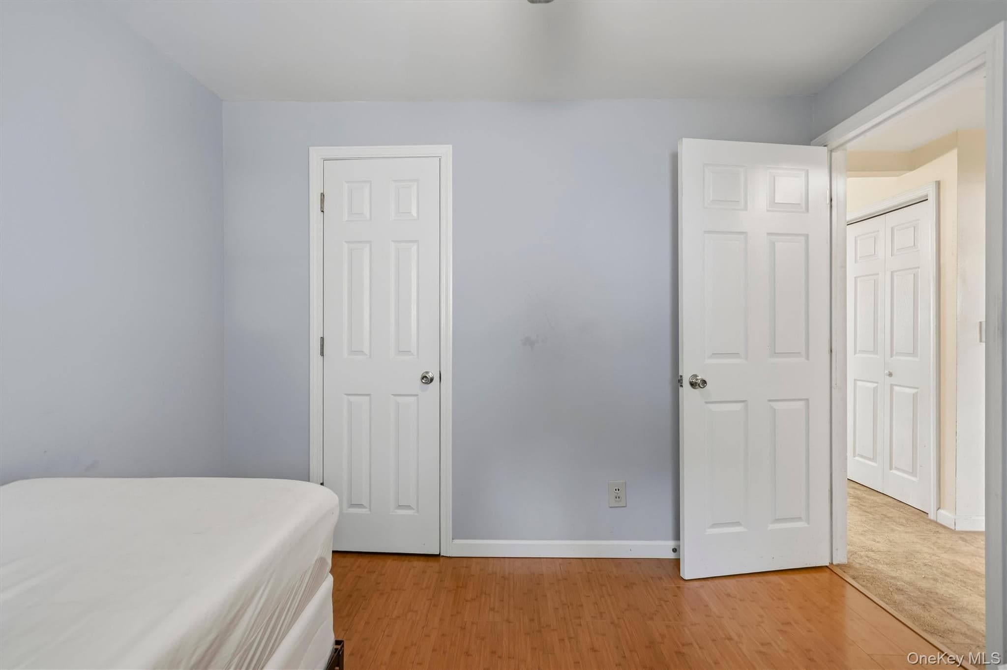 21 Midway Drive thumbnail 18