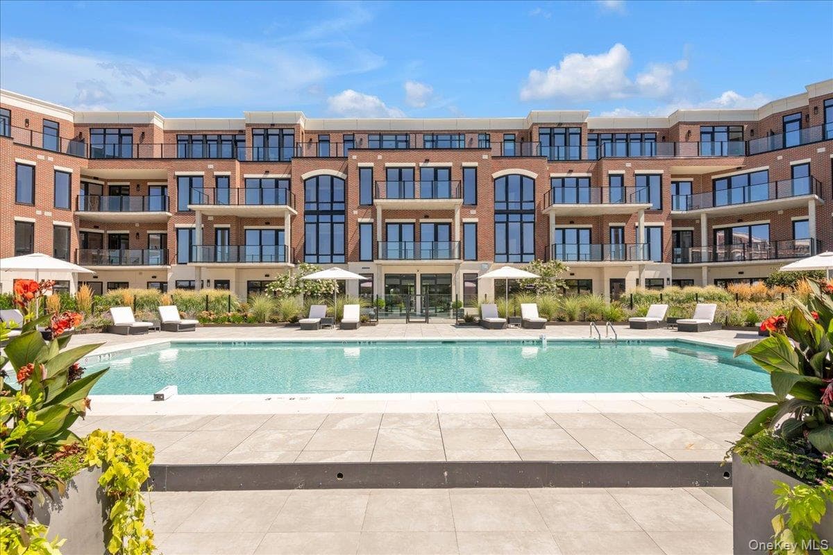 10 Shore Road Unit: 400 thumbnail 42